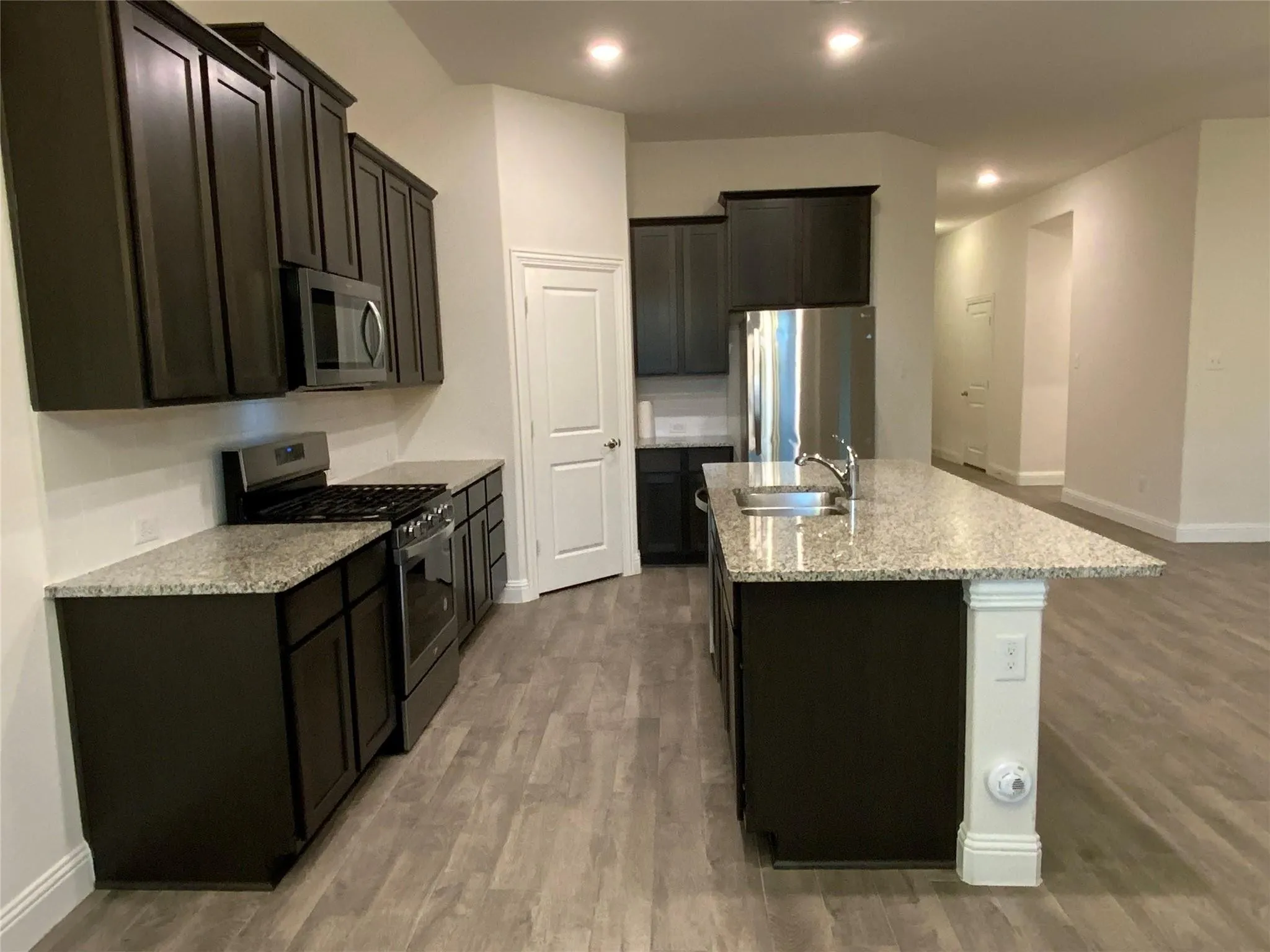 Single Family Residence For Rent in Denton County , 2913 Faro Road, Aubrey, Texas 76227, 4 Bedroom, 2 Bathroom, 2 Garage spaces, 1,852 Sqft, built in 2020, mls#21347753, Real Estate Agent in Aubrey, Homes For Rent in Denton county, Homes For Rent in Aubrey, Realtor in Aubrey Texas, Real Estate Brokerage Independent Realty Texas, Luminita Cordes Realtor