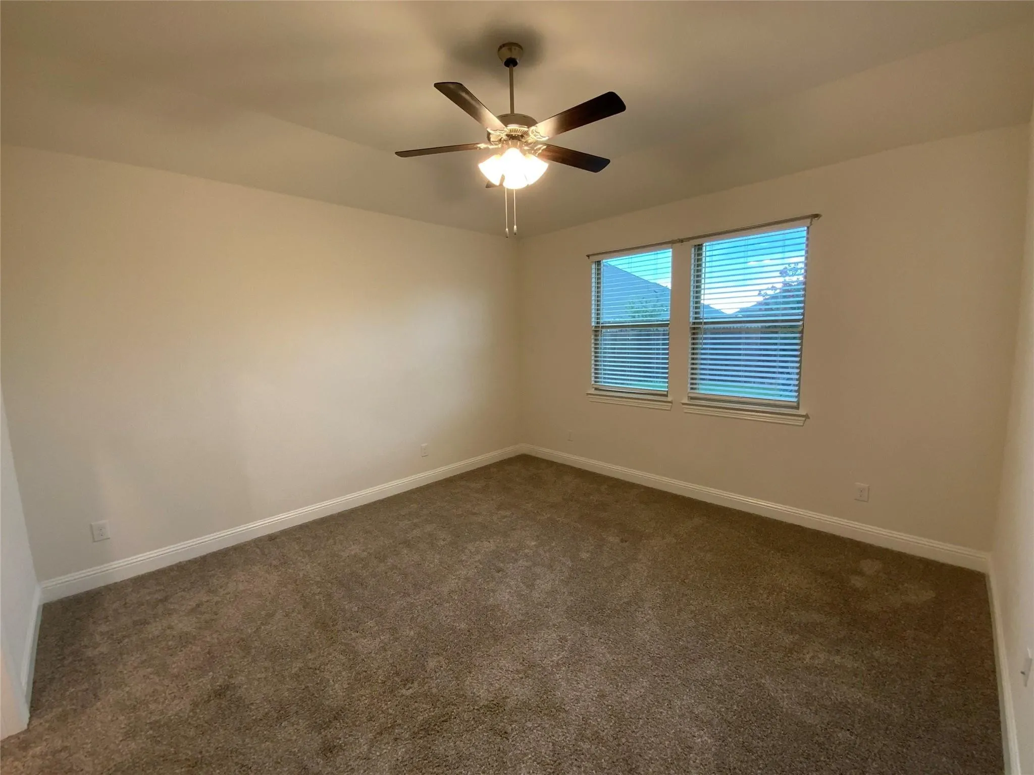 Single Family Residence For Rent in Denton County , 2913 Faro Road, Aubrey, Texas 76227, 4 Bedroom, 2 Bathroom, 2 Garage spaces, 1,852 Sqft, built in 2020, mls#21347753, Real Estate Agent in Aubrey, Homes For Rent in Denton county, Homes For Rent in Aubrey, Realtor in Aubrey Texas, Real Estate Brokerage Independent Realty Texas, Luminita Cordes Realtor