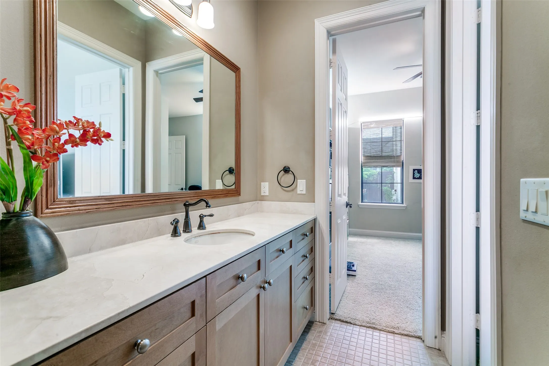 Conveniently located downstairs bathroom situated between the secondary bedrooms.