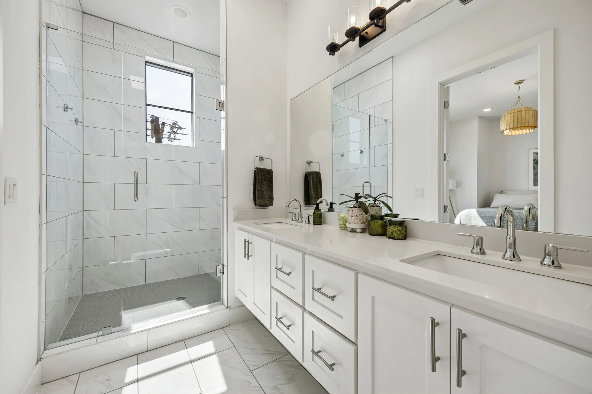 Condominium For Sale in Dallas County , 737 N Zang Boulevard 103, Dallas, Texas 75208, 3 Bedroom, 4 Bathroom, 2 Garage spaces, 1,919 Sqft, built in 2020, mls#21345495, Real Estate Agent in Dallas, Homes For Sale in Dallas county, Homes For Sale in Dallas, Realtor in Dallas Texas, Real Estate Brokerage Independent Realty Texas, Luminita Cordes Realtor