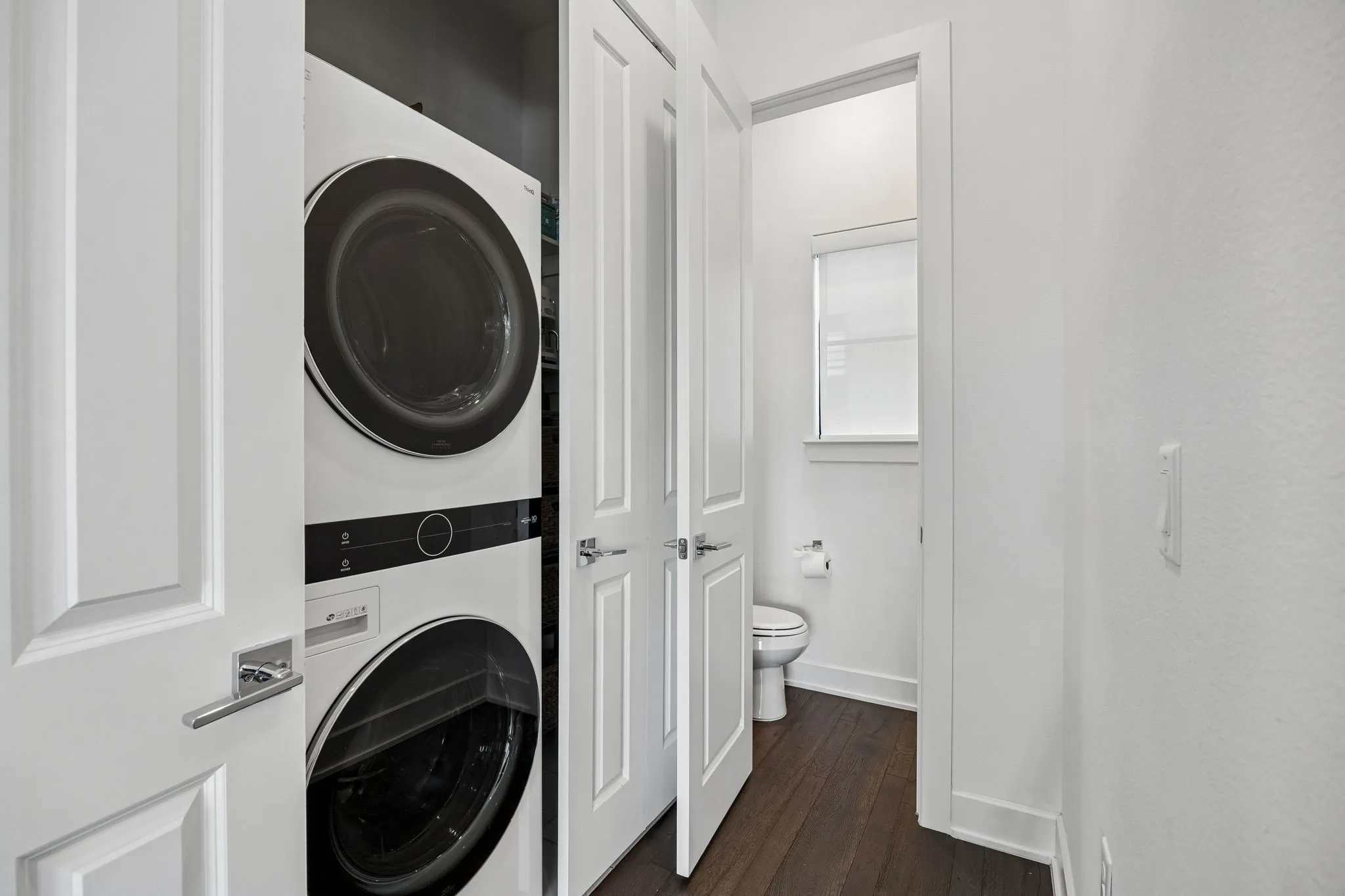 Condominium For Sale in Dallas County , 737 N Zang Boulevard 103, Dallas, Texas 75208, 3 Bedroom, 4 Bathroom, 2 Garage spaces, 1,919 Sqft, built in 2020, mls#21345495, Real Estate Agent in Dallas, Homes For Sale in Dallas county, Homes For Sale in Dallas, Realtor in Dallas Texas, Real Estate Brokerage Independent Realty Texas, Luminita Cordes Realtor