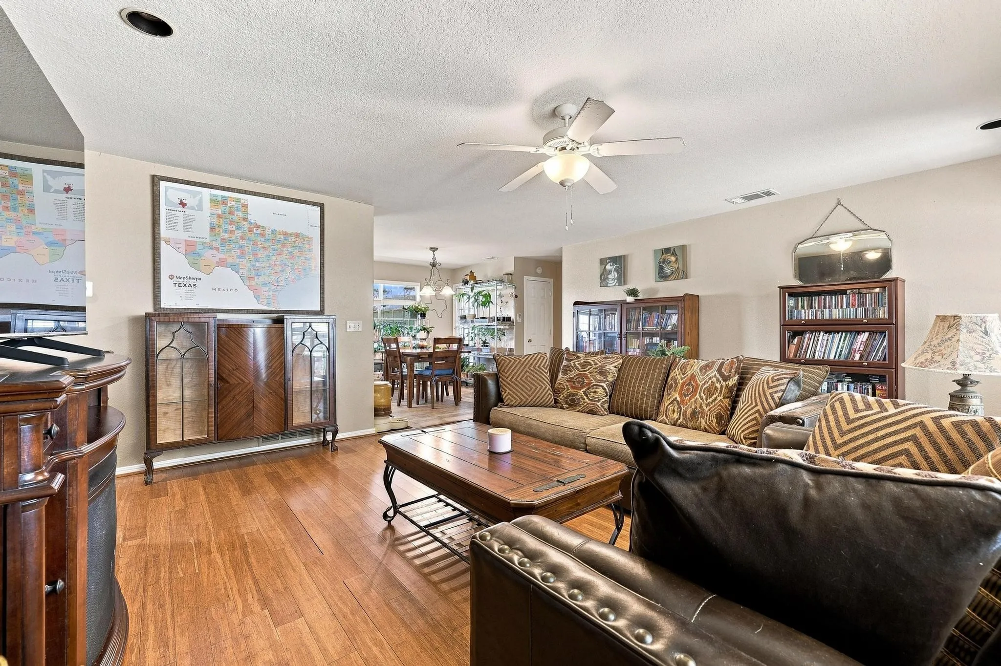 Farm For Sale in Collin County , 12097 Kyle Lane, Blue Ridge, Texas 75424, 2 Bedrooms, 2 Bathrooms, 1 Garage spaces, 1,335 Sqft, built in 1993, Price $1,150,000, mls#21344142, Real Estate Agent in Blue Ridge, Homes For Sale in Collin county, Homes For Sale in Blue Ridge, Realtor in Blue Ridge Texas, Real Estate Brokerage Independent Realty Texas, Luminita Cordes Realtor