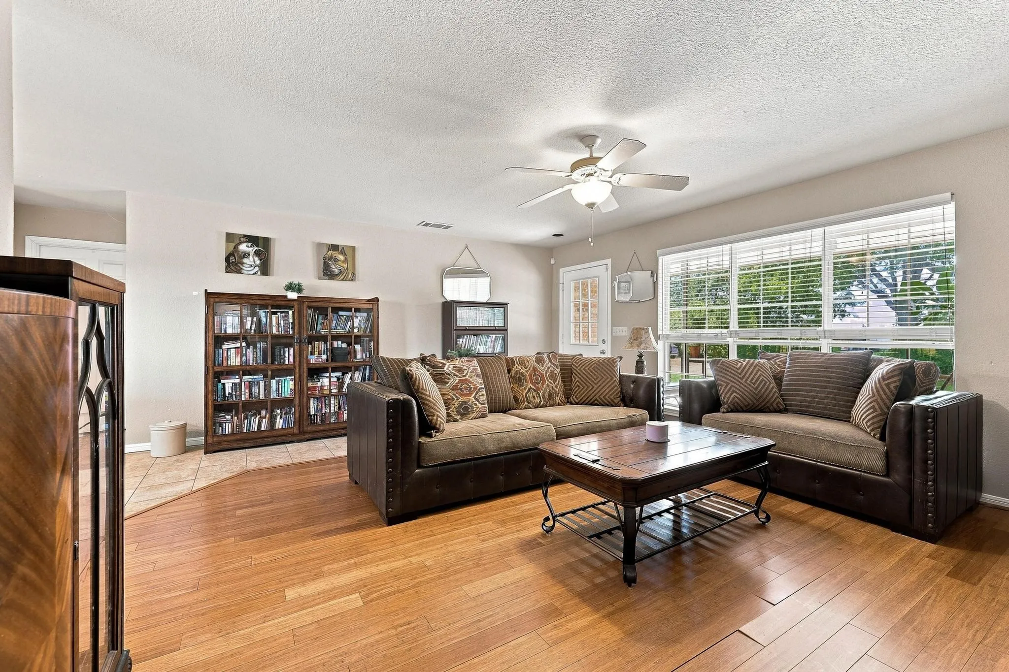 Farm For Sale in Collin County , 12097 Kyle Lane, Blue Ridge, Texas 75424, 2 Bedrooms, 2 Bathrooms, 1 Garage spaces, 1,335 Sqft, built in 1993, Price $1,150,000, mls#21344142, Real Estate Agent in Blue Ridge, Homes For Sale in Collin county, Homes For Sale in Blue Ridge, Realtor in Blue Ridge Texas, Real Estate Brokerage Independent Realty Texas, Luminita Cordes Realtor