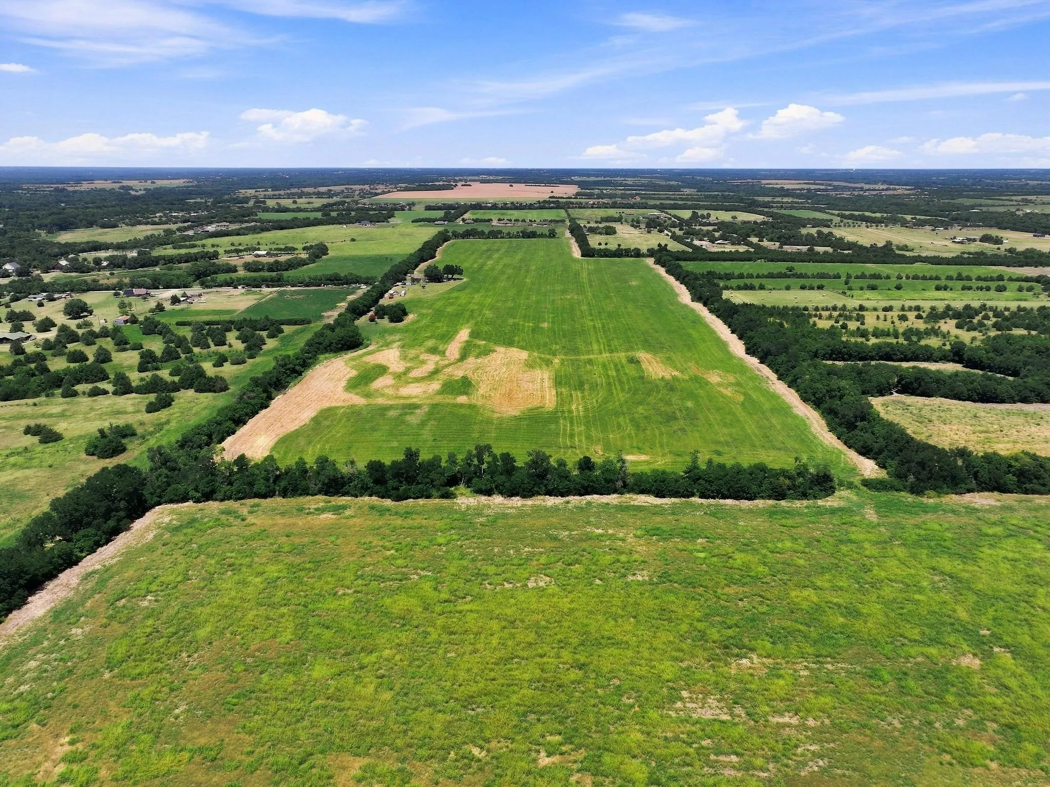 Farm For Sale in Collin County , 12097 Kyle Lane, Blue Ridge, Texas 75424, 2 Bedrooms, 2 Bathrooms, 1 Garage spaces, 1,335 Sqft, built in 1993, Price $1,150,000, mls#21344142, Real Estate Agent in Blue Ridge, Homes For Sale in Collin county, Homes For Sale in Blue Ridge, Realtor in Blue Ridge Texas, Real Estate Brokerage Independent Realty Texas, Luminita Cordes Realtor