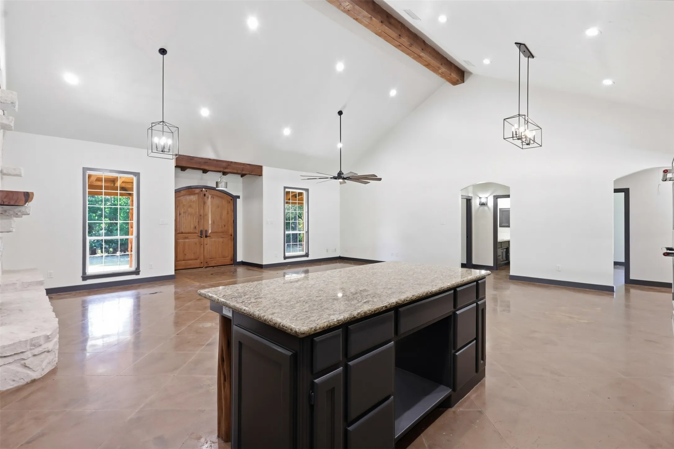 Single Family Residence For Sale in Parker County , 1070 S Reno Road, Reno, Texas 76082, 3 Bedroom, 3 Bathroom, 6 Garage spaces, 2,696 Sqft, built in 2005, mls#21344122, Real Estate Agent in Reno, Homes For Sale in Parker county, Homes For Sale in Reno, Realtor in Reno Texas, Real Estate Brokerage Independent Realty Texas, Luminita Cordes Realtor
