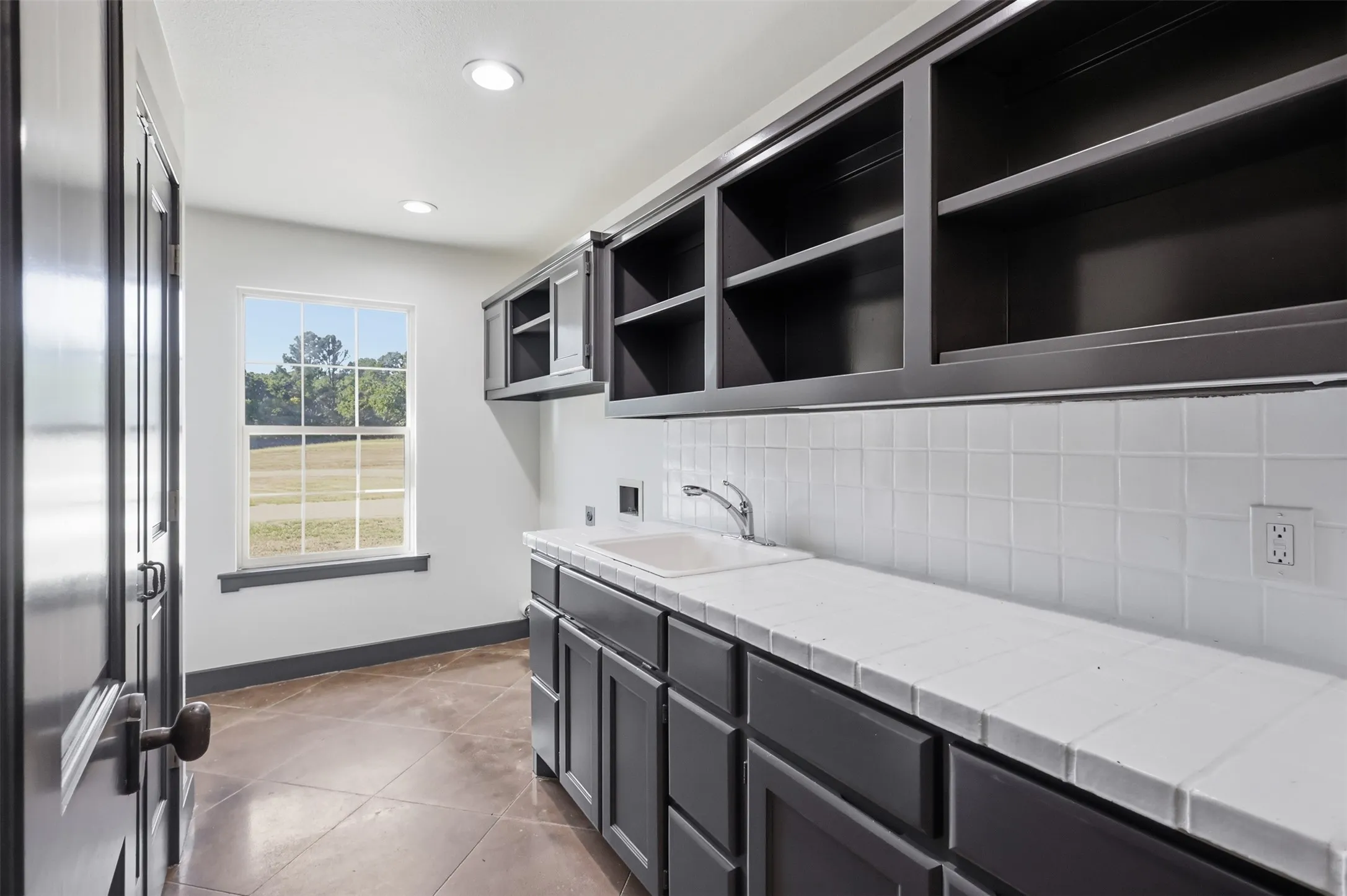 Single Family Residence For Sale in Parker County , 1070 S Reno Road, Reno, Texas 76082, 3 Bedroom, 3 Bathroom, 6 Garage spaces, 2,696 Sqft, built in 2005, mls#21344122, Real Estate Agent in Reno, Homes For Sale in Parker county, Homes For Sale in Reno, Realtor in Reno Texas, Real Estate Brokerage Independent Realty Texas, Luminita Cordes Realtor