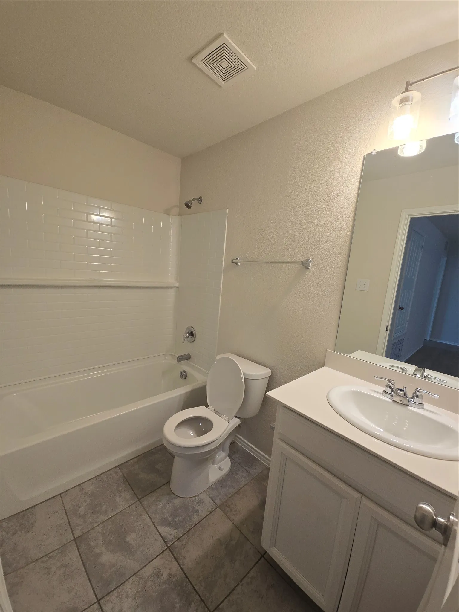 Single Family Residence For Rent in Kaufman County , 1431 Lumberton Drive, Forney, Texas 75126, 4 Bedroom, 3 Bathroom, 2 Garage spaces, 2,158 Sqft, built in 2021, mls#21347760, Real Estate Agent in Forney, Homes For Rent in Kaufman county, Homes For Rent in Forney, Realtor in Forney Texas, Real Estate Brokerage Independent Realty Texas, Luminita Cordes Realtor