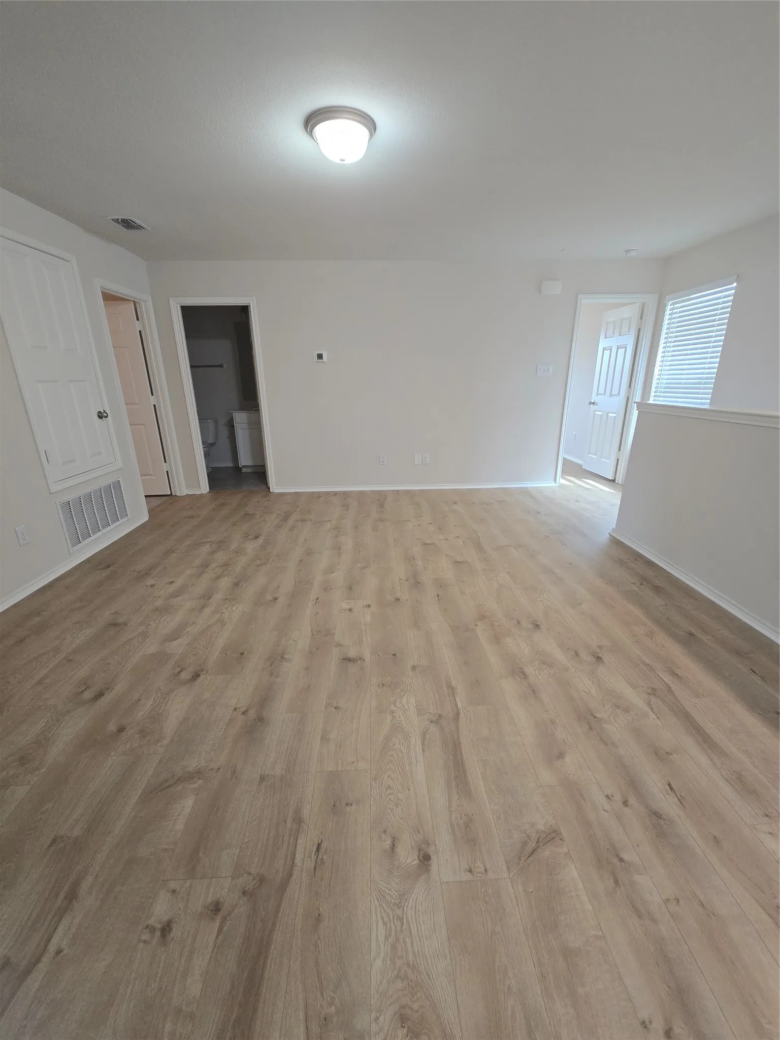 Single Family Residence For Rent in Kaufman County , 1431 Lumberton Drive, Forney, Texas 75126, 4 Bedroom, 3 Bathroom, 2 Garage spaces, 2,158 Sqft, built in 2021, mls#21347760, Real Estate Agent in Forney, Homes For Rent in Kaufman county, Homes For Rent in Forney, Realtor in Forney Texas, Real Estate Brokerage Independent Realty Texas, Luminita Cordes Realtor