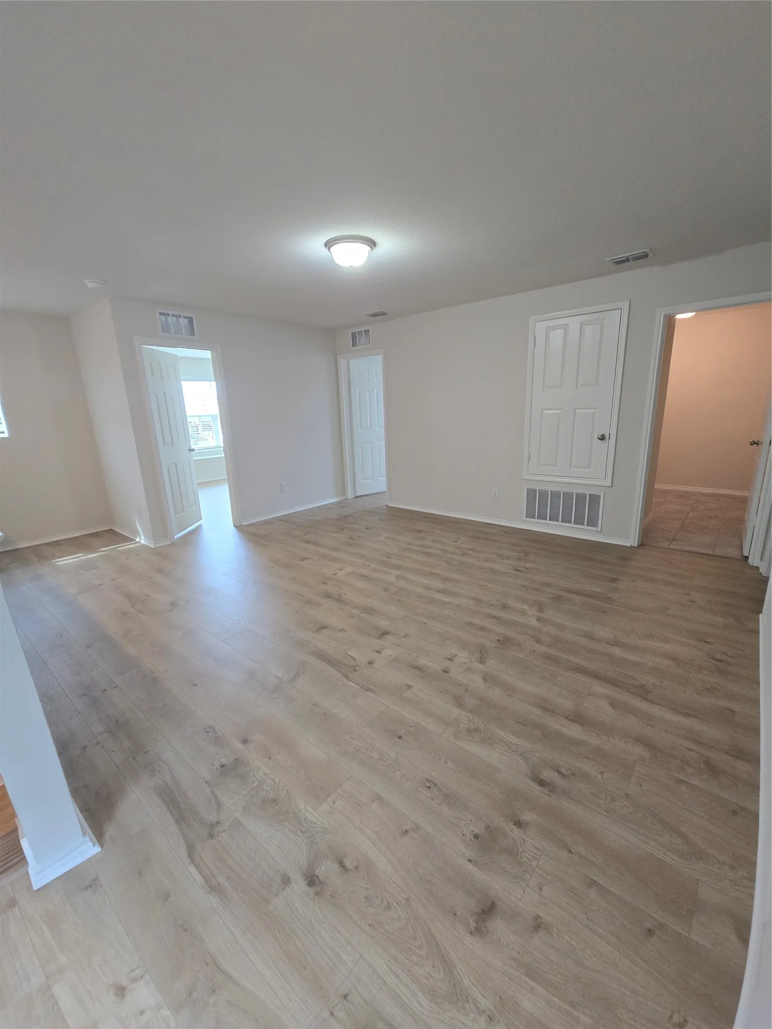 Single Family Residence For Rent in Kaufman County , 1431 Lumberton Drive, Forney, Texas 75126, 4 Bedroom, 3 Bathroom, 2 Garage spaces, 2,158 Sqft, built in 2021, mls#21347760, Real Estate Agent in Forney, Homes For Rent in Kaufman county, Homes For Rent in Forney, Realtor in Forney Texas, Real Estate Brokerage Independent Realty Texas, Luminita Cordes Realtor