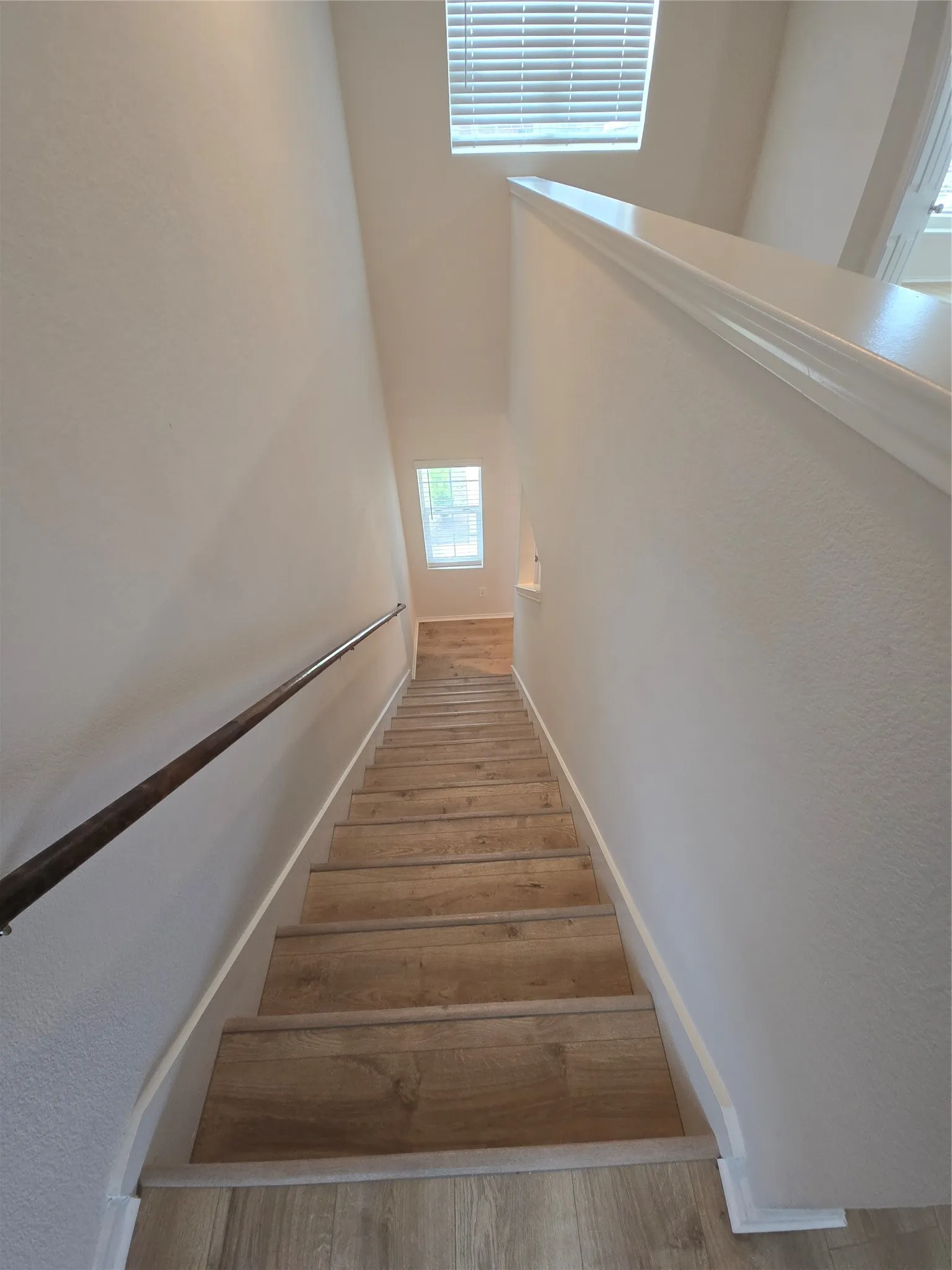 Single Family Residence For Rent in Kaufman County , 1431 Lumberton Drive, Forney, Texas 75126, 4 Bedroom, 3 Bathroom, 2 Garage spaces, 2,158 Sqft, built in 2021, mls#21347760, Real Estate Agent in Forney, Homes For Rent in Kaufman county, Homes For Rent in Forney, Realtor in Forney Texas, Real Estate Brokerage Independent Realty Texas, Luminita Cordes Realtor