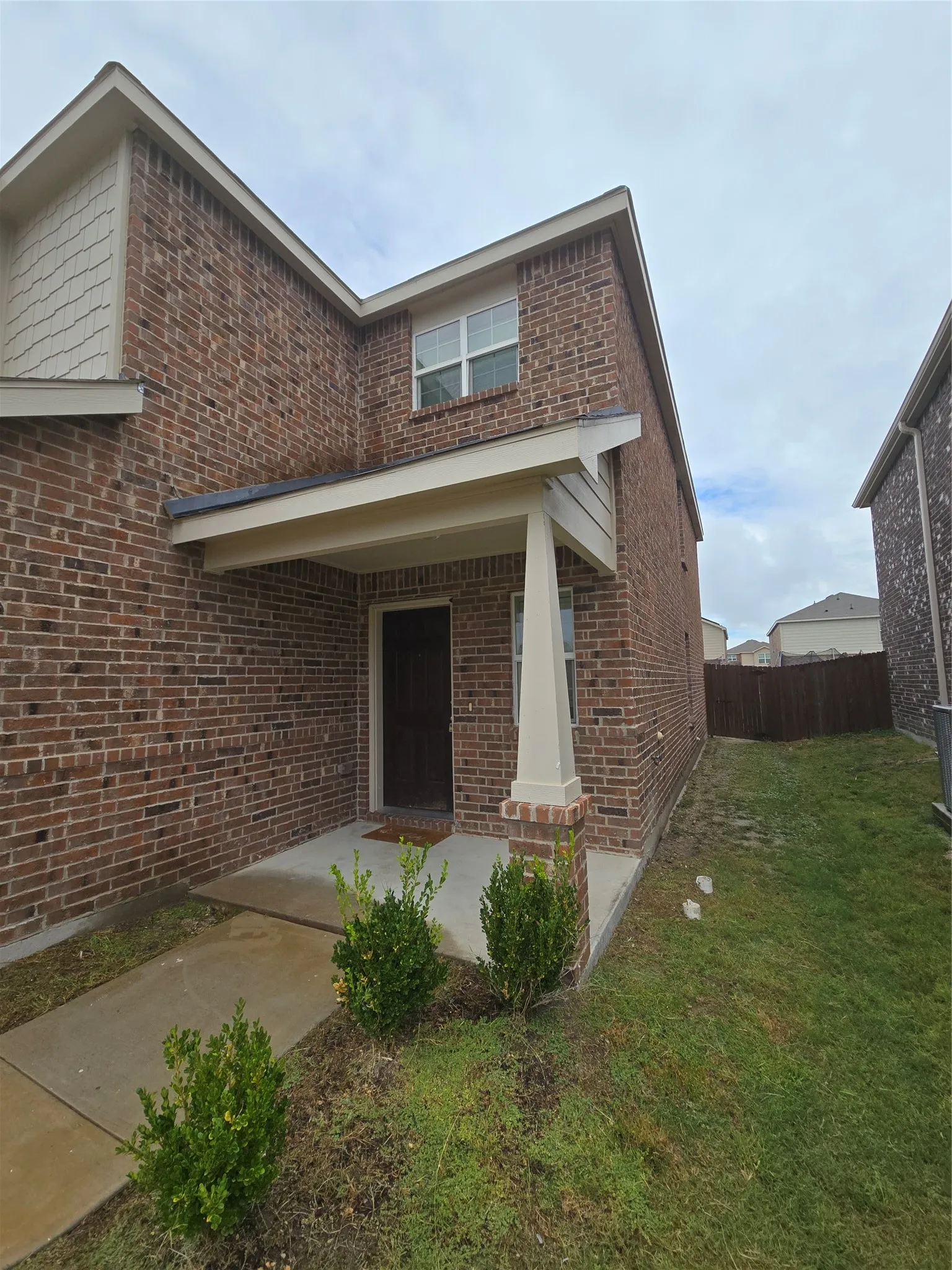 Single Family Residence For Rent in Kaufman County , 1431 Lumberton Drive, Forney, Texas 75126, 4 Bedroom, 3 Bathroom, 2 Garage spaces, 2,158 Sqft, built in 2021, mls#21347760, Real Estate Agent in Forney, Homes For Rent in Kaufman county, Homes For Rent in Forney, Realtor in Forney Texas, Real Estate Brokerage Independent Realty Texas, Luminita Cordes Realtor