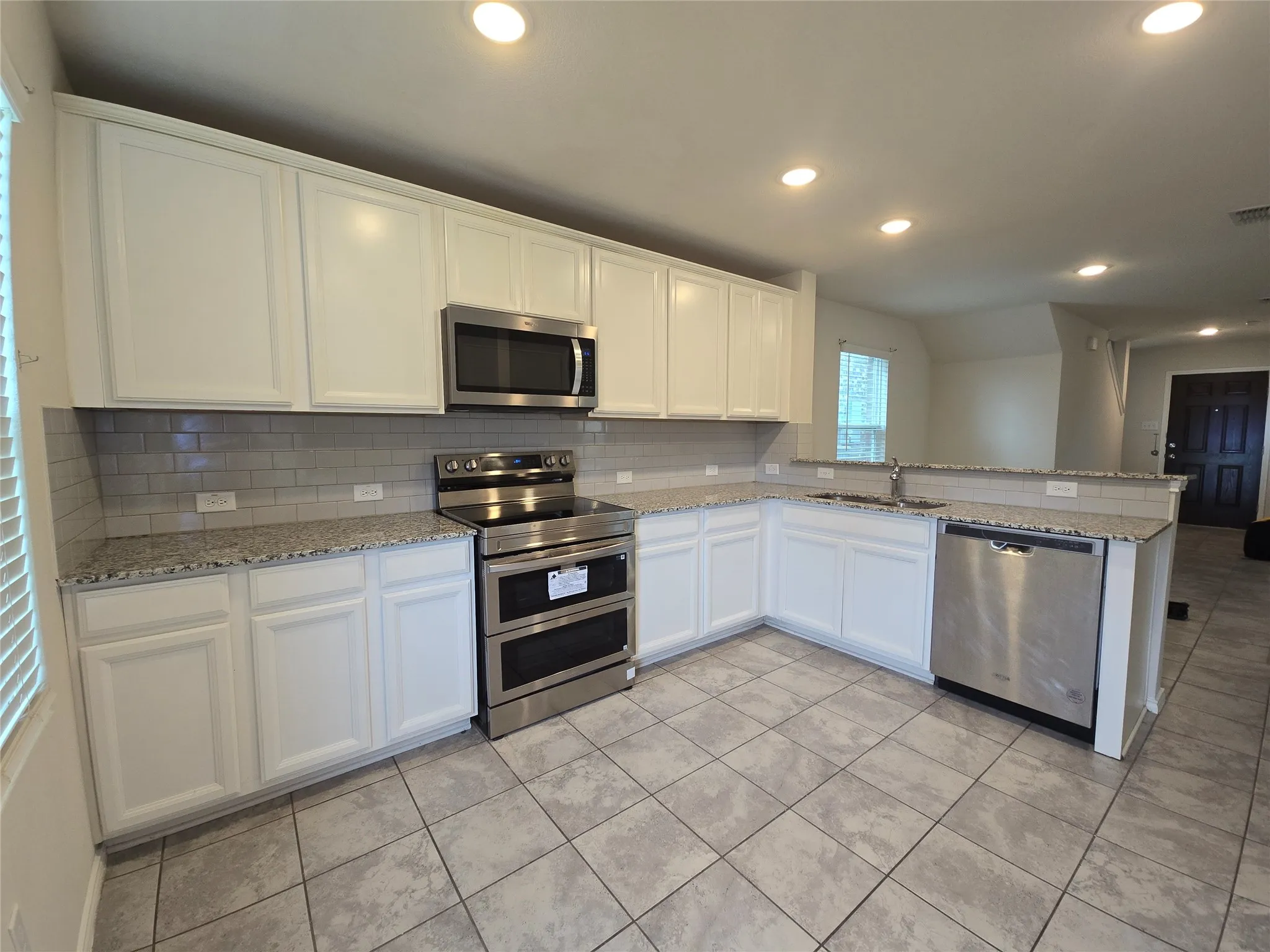Single Family Residence For Rent in Kaufman County , 1431 Lumberton Drive, Forney, Texas 75126, 4 Bedroom, 3 Bathroom, 2 Garage spaces, 2,158 Sqft, built in 2021, mls#21347760, Real Estate Agent in Forney, Homes For Rent in Kaufman county, Homes For Rent in Forney, Realtor in Forney Texas, Real Estate Brokerage Independent Realty Texas, Luminita Cordes Realtor