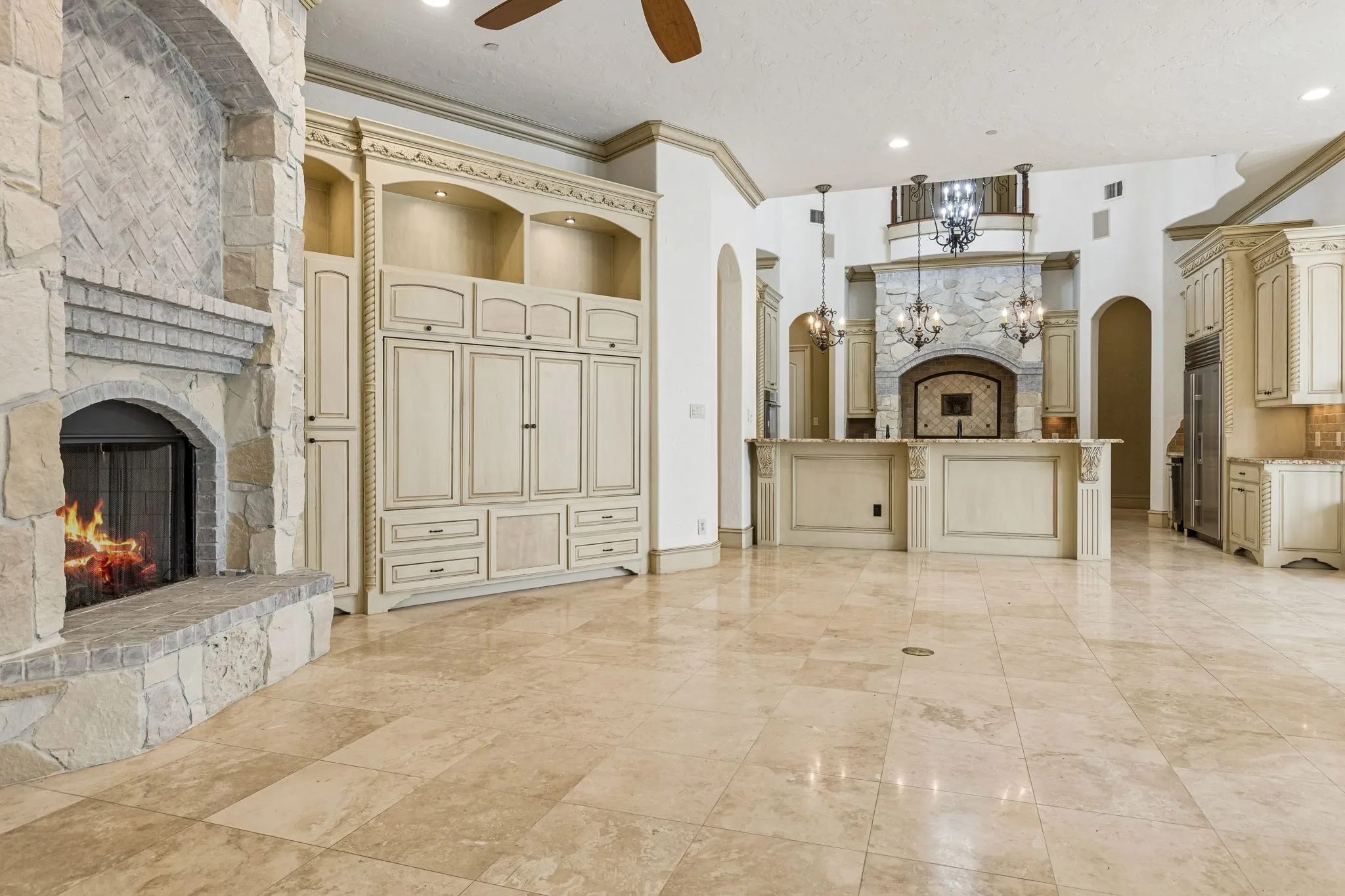 Single Family Residence For Sale in Tarrant County , 6900 King Charles Court, Colleyville, Texas 76034, 6 Bedroom, 8 Bathroom, 4 Garage spaces, 8,201 Sqft, built in 2006, mls#21281684, Real Estate Agent in Colleyville, Homes For Sale in Tarrant county, Homes For Sale in Colleyville, Realtor in Colleyville Texas, Real Estate Brokerage Independent Realty Texas, Luminita Cordes Realtor
