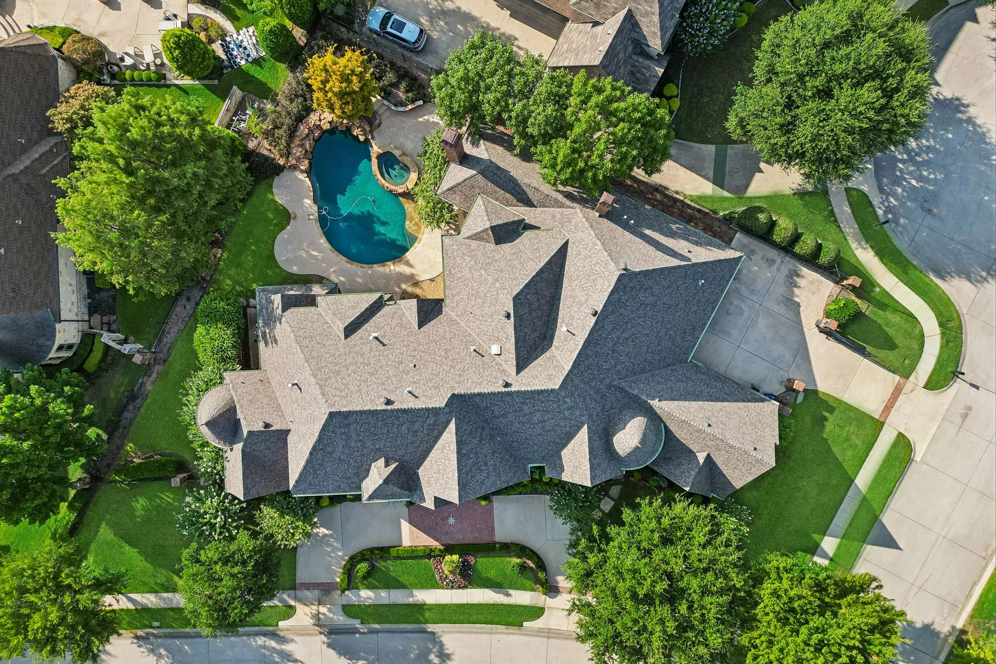 Single Family Residence For Sale in Tarrant County , 6900 King Charles Court, Colleyville, Texas 76034, 6 Bedroom, 8 Bathroom, 4 Garage spaces, 8,201 Sqft, built in 2006, mls#21281684, Real Estate Agent in Colleyville, Homes For Sale in Tarrant county, Homes For Sale in Colleyville, Realtor in Colleyville Texas, Real Estate Brokerage Independent Realty Texas, Luminita Cordes Realtor