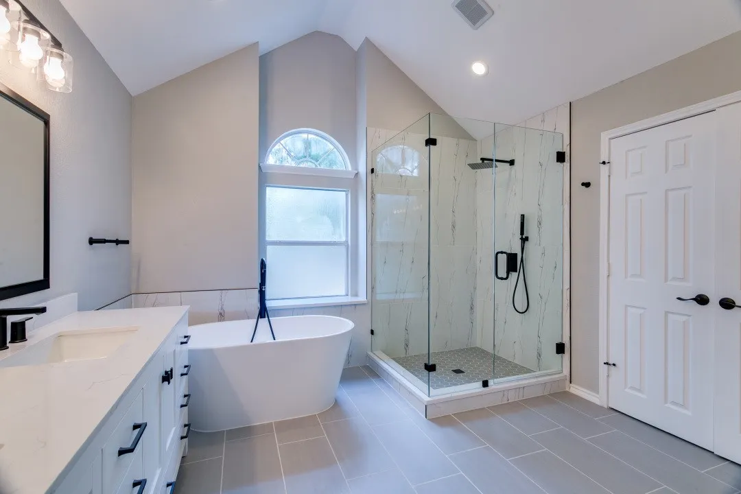 Single Family Residence For Sale in Dallas County , 450 Harris Street, Coppell, Texas 75019, 4 Bedroom, 3 Bathroom, 2 Garage spaces, 3,213 Sqft, built in 1990, mls#21335899, Real Estate Agent in Coppell, Homes For Sale in Dallas county, Homes For Sale in Coppell, Realtor in Coppell Texas, Real Estate Brokerage Independent Realty Texas, Luminita Cordes Realtor