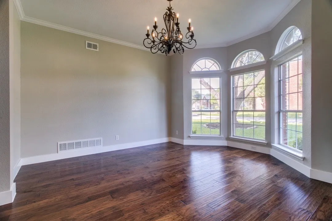 Single Family Residence For Sale in Dallas County , 450 Harris Street, Coppell, Texas 75019, 4 Bedroom, 3 Bathroom, 2 Garage spaces, 3,213 Sqft, built in 1990, mls#21335899, Real Estate Agent in Coppell, Homes For Sale in Dallas county, Homes For Sale in Coppell, Realtor in Coppell Texas, Real Estate Brokerage Independent Realty Texas, Luminita Cordes Realtor