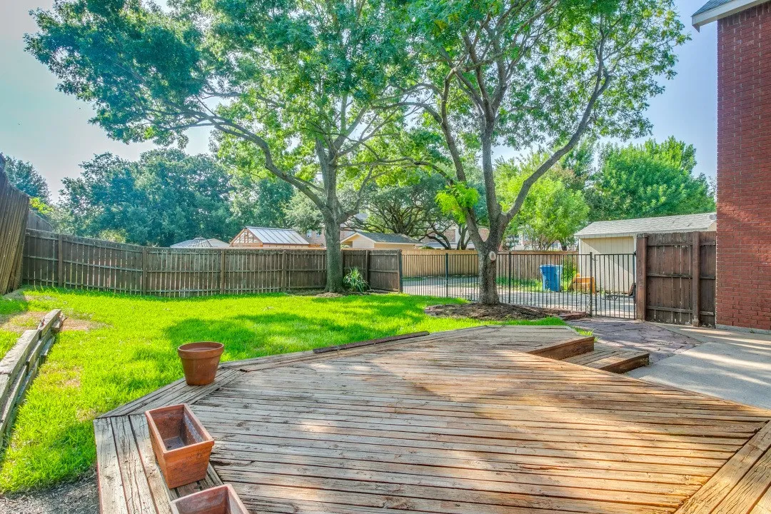 Single Family Residence For Sale in Dallas County , 450 Harris Street, Coppell, Texas 75019, 4 Bedroom, 3 Bathroom, 2 Garage spaces, 3,213 Sqft, built in 1990, mls#21335899, Real Estate Agent in Coppell, Homes For Sale in Dallas county, Homes For Sale in Coppell, Realtor in Coppell Texas, Real Estate Brokerage Independent Realty Texas, Luminita Cordes Realtor
