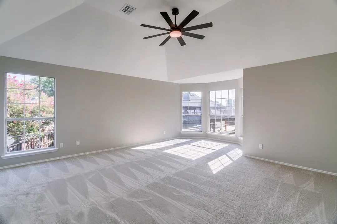 Single Family Residence For Sale in Dallas County , 450 Harris Street, Coppell, Texas 75019, 4 Bedroom, 3 Bathroom, 2 Garage spaces, 3,213 Sqft, built in 1990, mls#21335899, Real Estate Agent in Coppell, Homes For Sale in Dallas county, Homes For Sale in Coppell, Realtor in Coppell Texas, Real Estate Brokerage Independent Realty Texas, Luminita Cordes Realtor