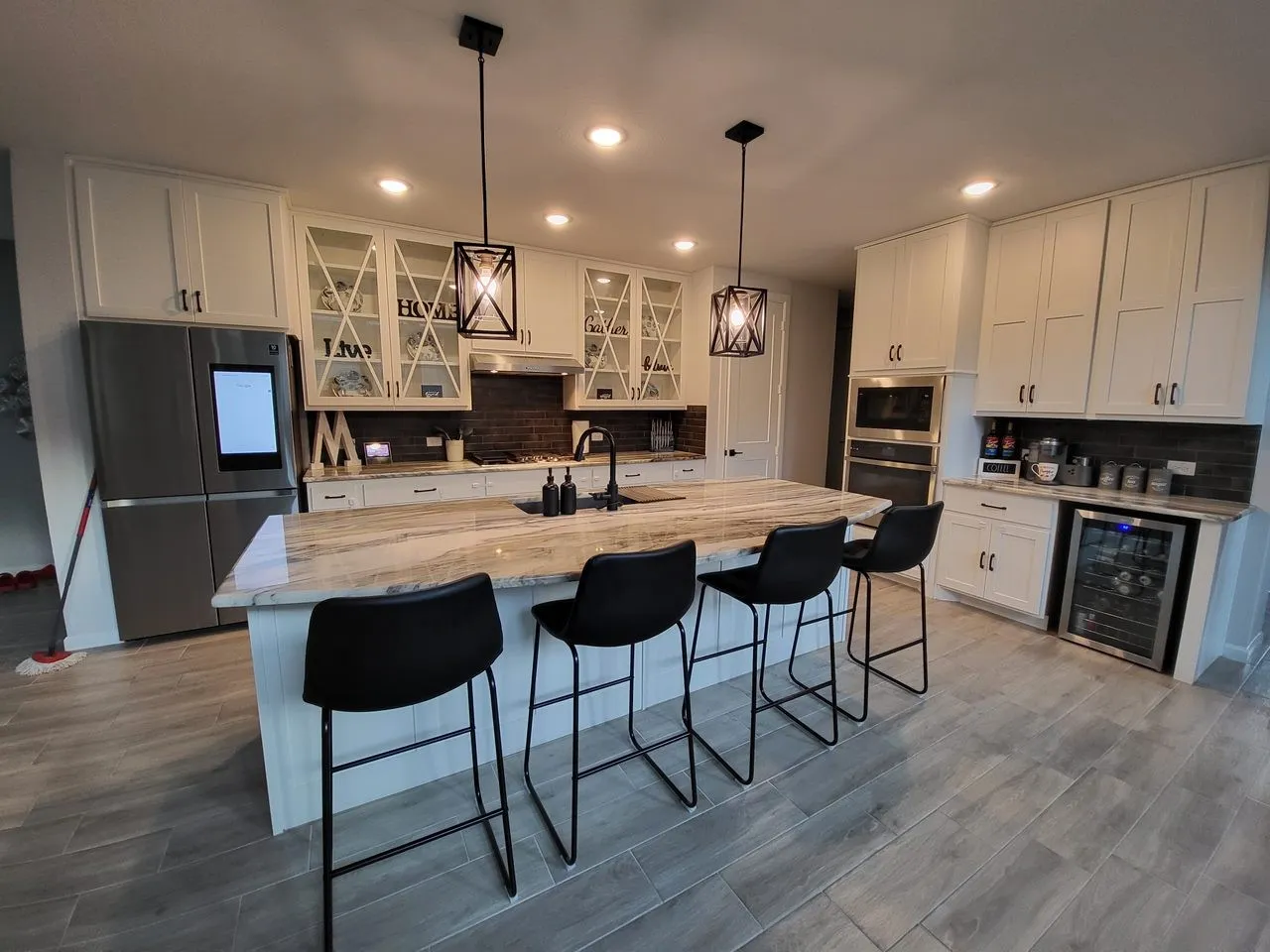 Single Family Residence For Rent in Kaufman County , 1413 Lawnview Drive, Forney, Texas 75126, 4 Bedroom, 3 Bathroom, 2 Garage spaces, 3,452 Sqft, built in 2021, mls#21347790, Real Estate Agent in Forney, Homes For Rent in Kaufman county, Homes For Rent in Forney, Realtor in Forney Texas, Real Estate Brokerage Independent Realty Texas, Luminita Cordes Realtor