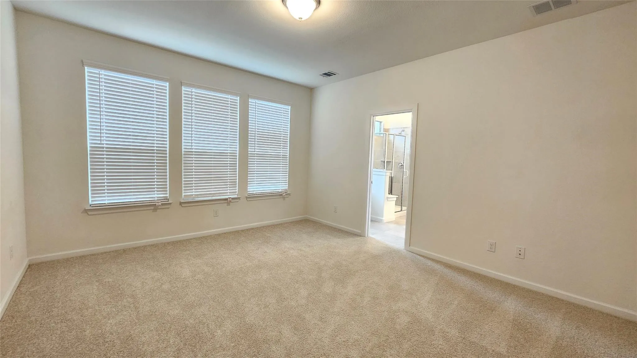 Single Family Residence For Rent in Denton County , 1215 Stagecoach Trail, Justin, Texas 76247, 5 Bedroom, 3 Bathroom, 2 Garage spaces, 2,786 Sqft, built in 2022, mls#21347732, Real Estate Agent in Justin, Homes For Rent in Denton county, Homes For Rent in Justin, Realtor in Justin Texas, Real Estate Brokerage Independent Realty Texas, Luminita Cordes Realtor