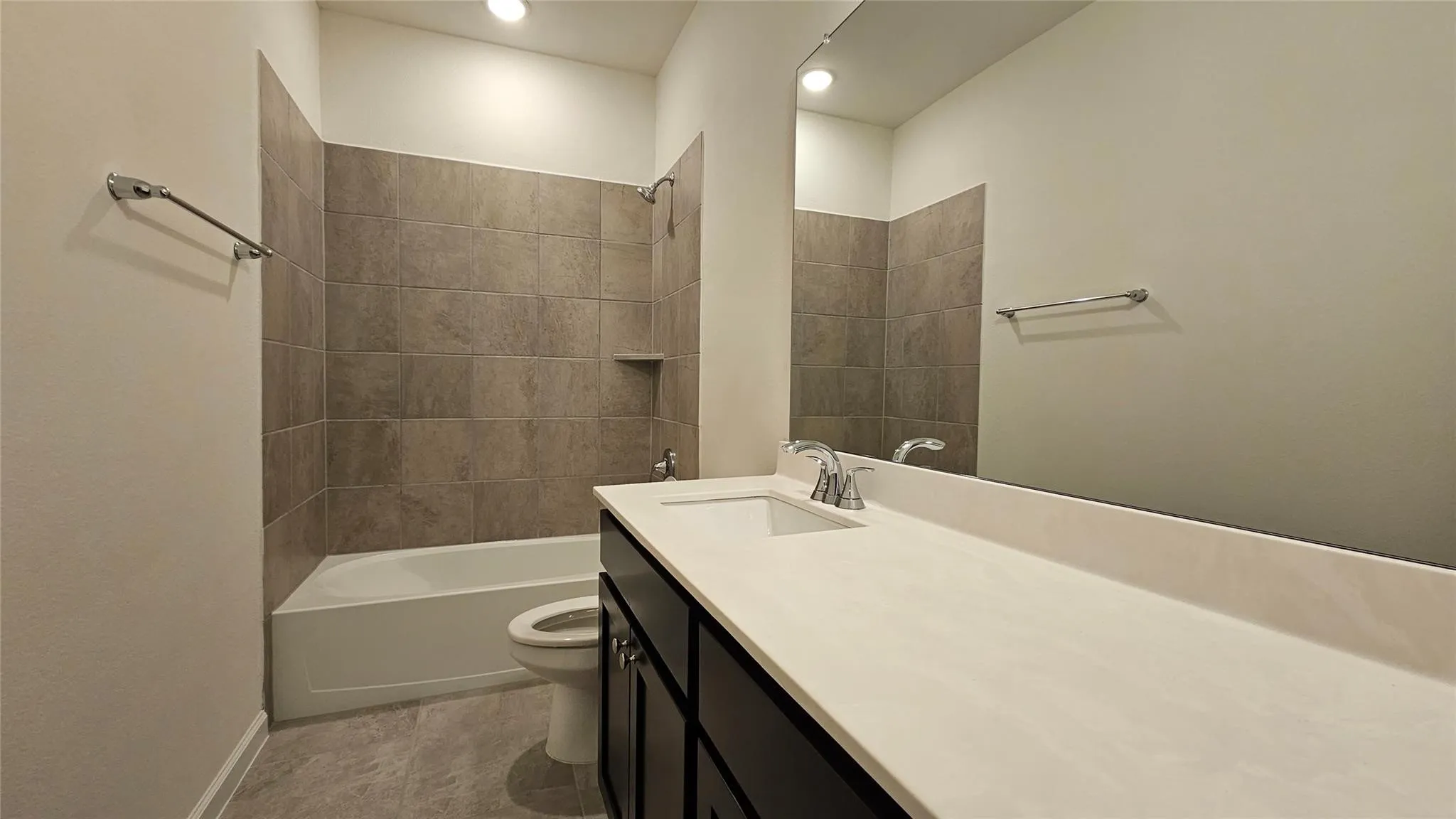 Single Family Residence For Rent in Denton County , 1215 Stagecoach Trail, Justin, Texas 76247, 5 Bedroom, 3 Bathroom, 2 Garage spaces, 2,786 Sqft, built in 2022, mls#21347732, Real Estate Agent in Justin, Homes For Rent in Denton county, Homes For Rent in Justin, Realtor in Justin Texas, Real Estate Brokerage Independent Realty Texas, Luminita Cordes Realtor