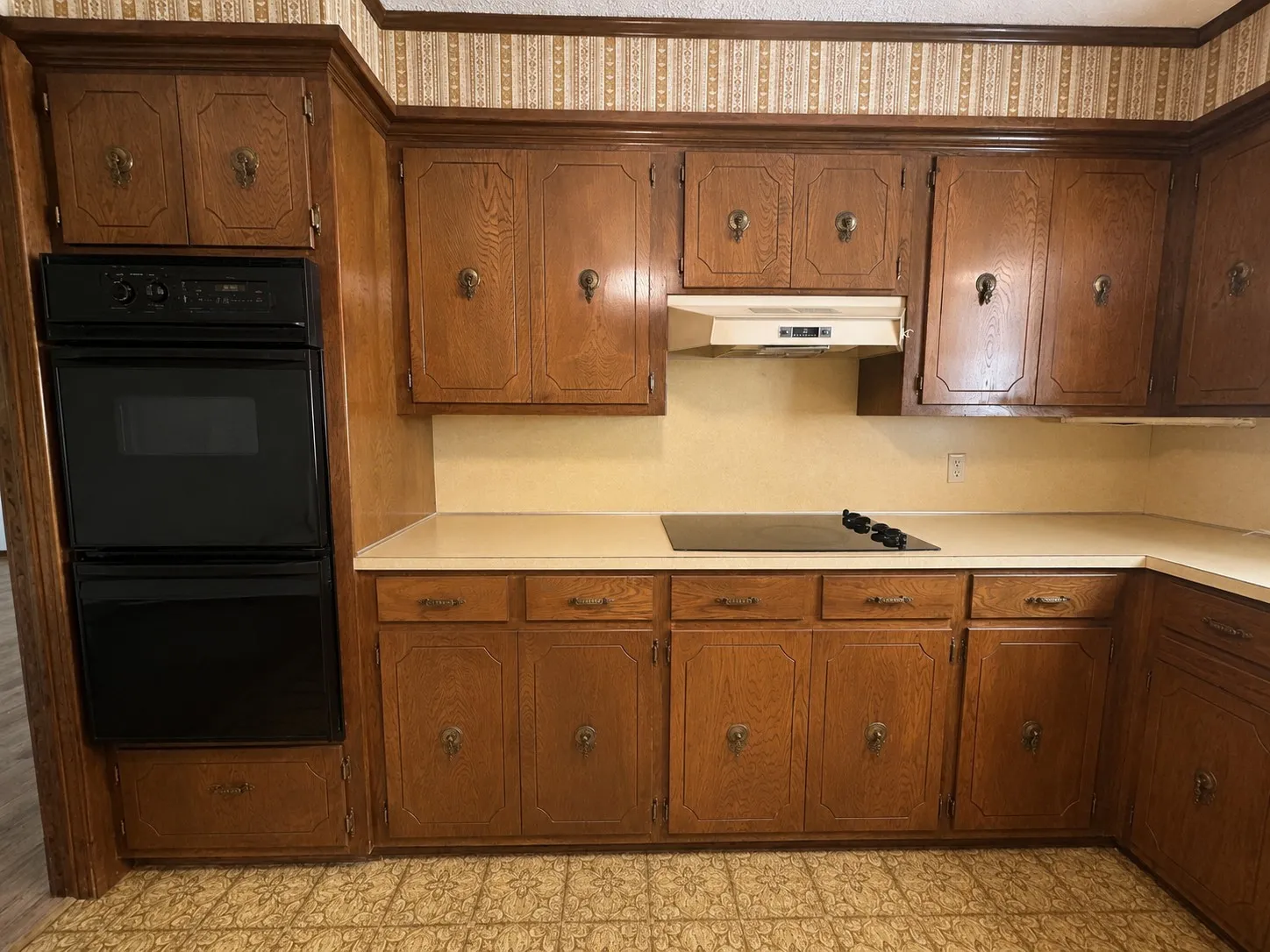 Single Family Residence For Sale in Mills County , 1810 Peach, Goldthwaite, Texas 76844, 3 Bedroom, 2 Bathroom, 1 Garage spaces, 1,334 Sqft, built in 1975, mls#21344988, Real Estate Agent in Goldthwaite, Homes For Sale in Mills county, Homes For Sale in Goldthwaite, Realtor in Goldthwaite Texas, Real Estate Brokerage Independent Realty Texas, Luminita Cordes Realtor