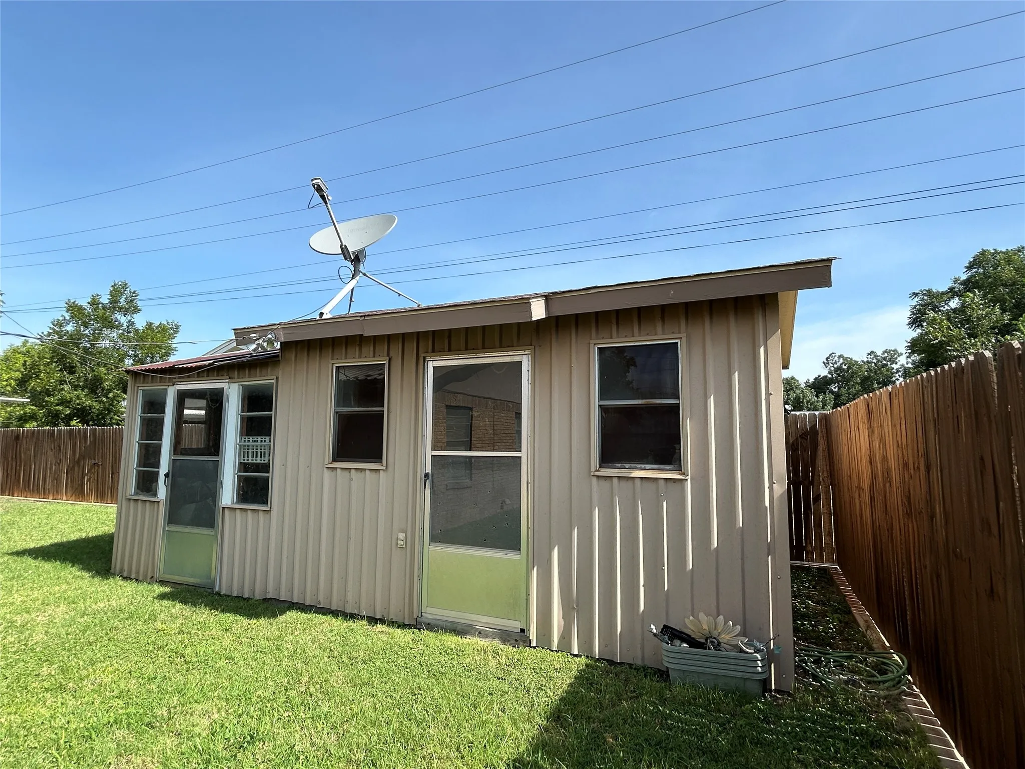 Single Family Residence For Sale in Mills County , 1810 Peach, Goldthwaite, Texas 76844, 3 Bedroom, 2 Bathroom, 1 Garage spaces, 1,334 Sqft, built in 1975, mls#21344988, Real Estate Agent in Goldthwaite, Homes For Sale in Mills county, Homes For Sale in Goldthwaite, Realtor in Goldthwaite Texas, Real Estate Brokerage Independent Realty Texas, Luminita Cordes Realtor