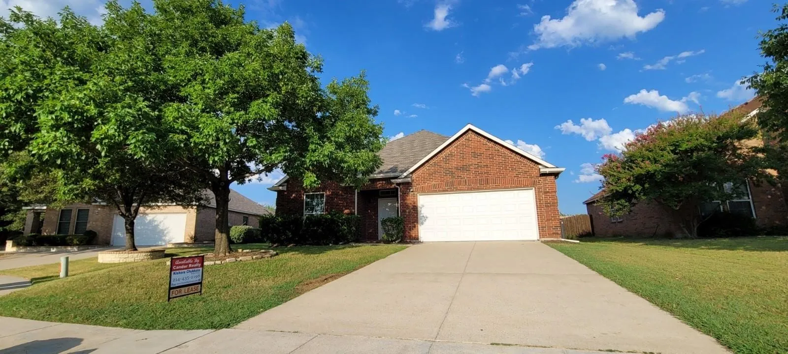 Single Family Residence For Sale in Denton County , 2604 Winterberry Lane, Little Elm, Texas 75068, 4 Bedrooms, 2 Bathrooms, 2 Garage spaces, 2,292 Sqft, built in 2002, Price $354,900, mls#21347803, Real Estate Agent in Little Elm, Homes For Sale in Denton county, Homes For Sale in Little Elm, Realtor in Little Elm Texas, Real Estate Brokerage Independent Realty Texas, Luminita Cordes Realtor