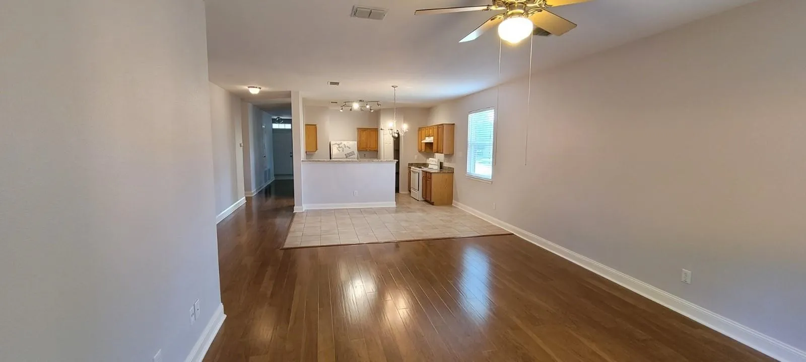 Single Family Residence For Sale in Denton County , 2604 Winterberry Lane, Little Elm, Texas 75068, 4 Bedrooms, 2 Bathrooms, 2 Garage spaces, 2,292 Sqft, built in 2002, Price $354,900, mls#21347803, Real Estate Agent in Little Elm, Homes For Sale in Denton county, Homes For Sale in Little Elm, Realtor in Little Elm Texas, Real Estate Brokerage Independent Realty Texas, Luminita Cordes Realtor