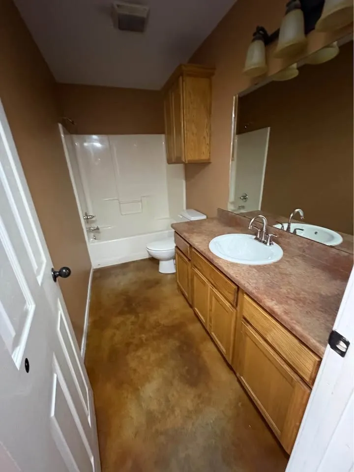 120 Bell St.- Bathroom 2