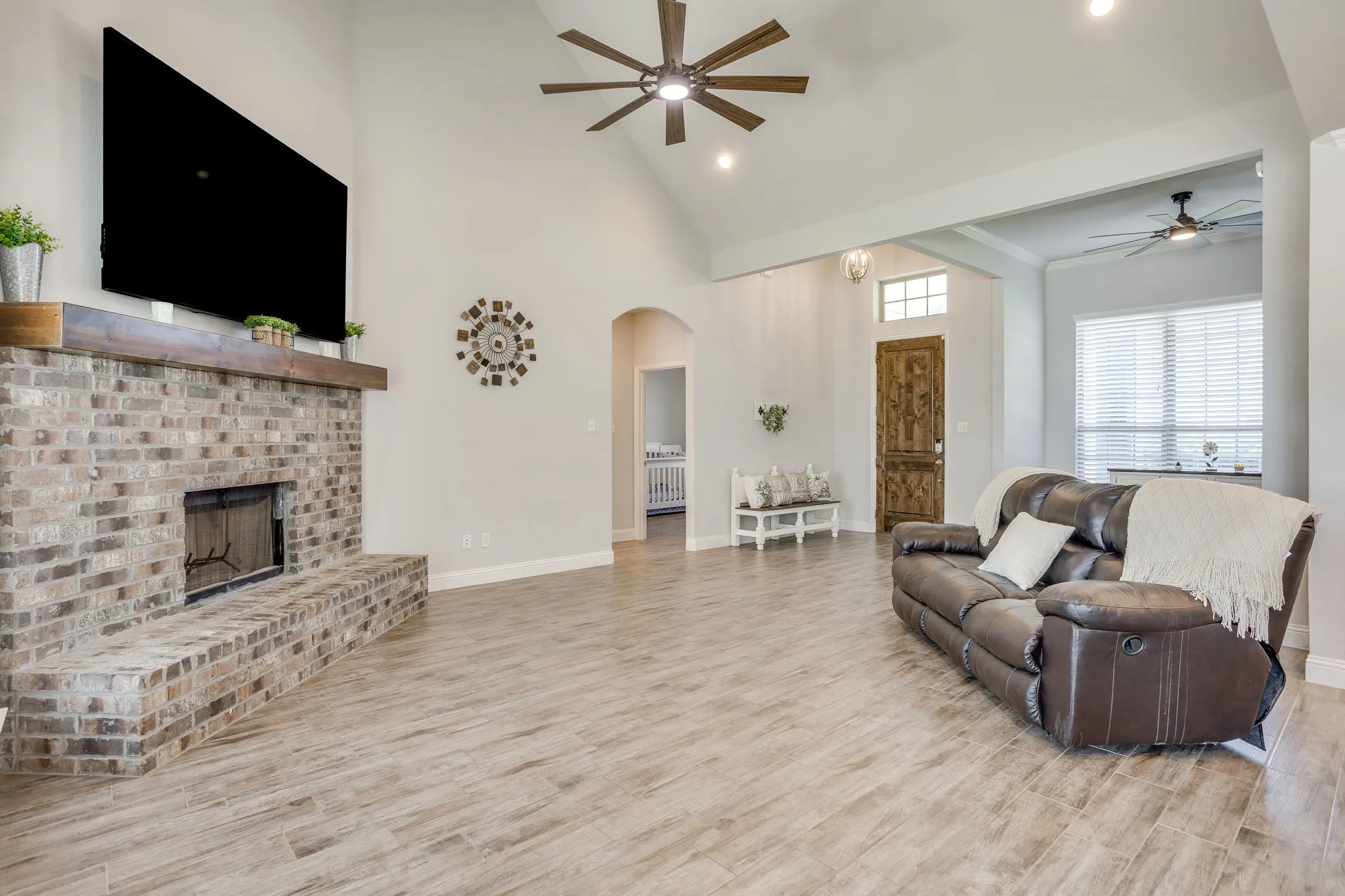 Single Family Residence For Sale in Johnson County , 120 Saddle Ridge Drive, Godley, Texas 76044, 3 Bedroom, 2 Bathroom, 2 Garage spaces, 1,920 Sqft, built in 2020, mls#21347496, Real Estate Agent in Godley, Homes For Sale in Johnson county, Homes For Sale in Godley, Realtor in Godley Texas, Real Estate Brokerage Independent Realty Texas, Luminita Cordes Realtor