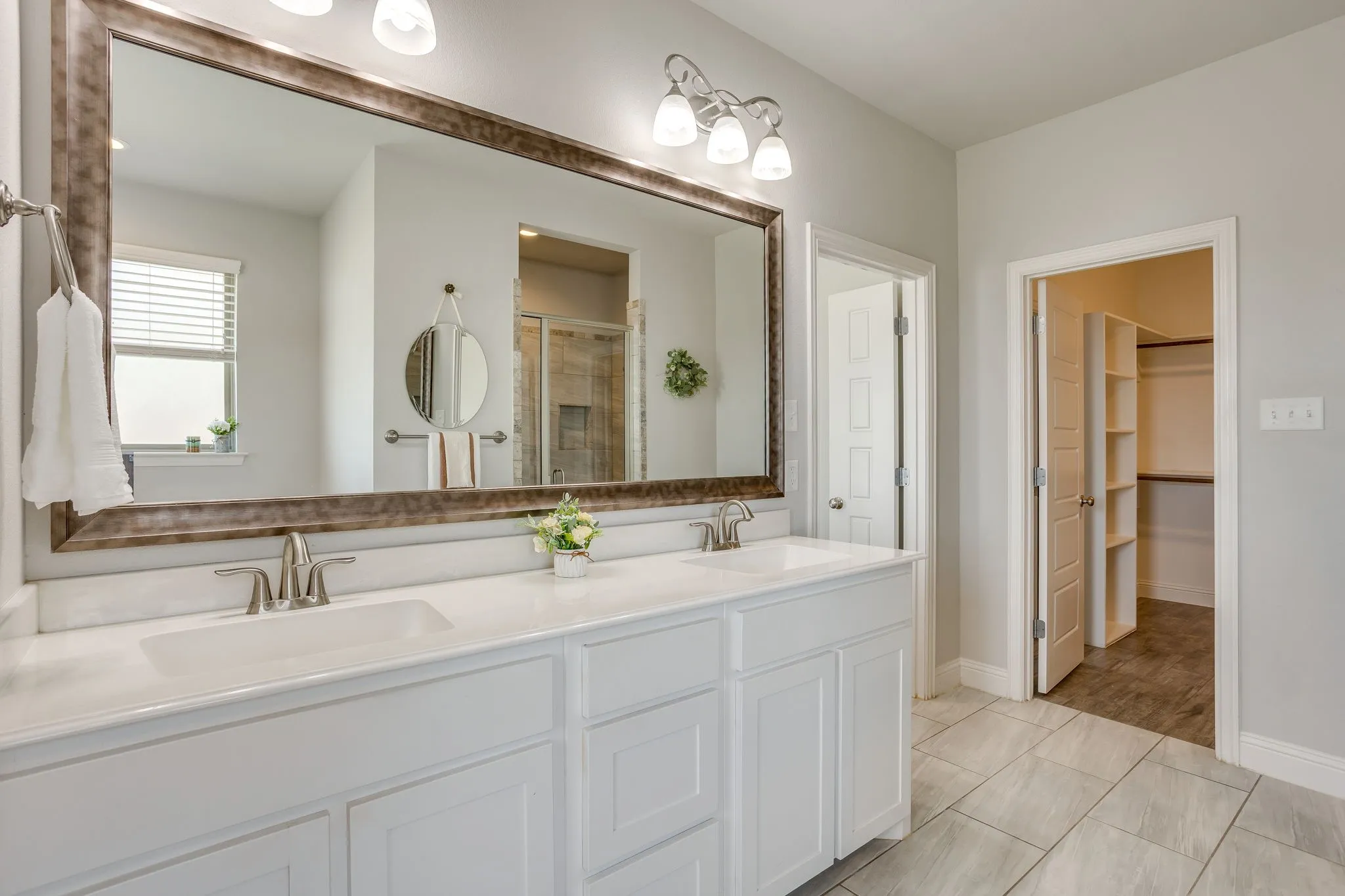 Single Family Residence For Sale in Johnson County , 120 Saddle Ridge Drive, Godley, Texas 76044, 3 Bedroom, 2 Bathroom, 2 Garage spaces, 1,920 Sqft, built in 2020, mls#21347496, Real Estate Agent in Godley, Homes For Sale in Johnson county, Homes For Sale in Godley, Realtor in Godley Texas, Real Estate Brokerage Independent Realty Texas, Luminita Cordes Realtor