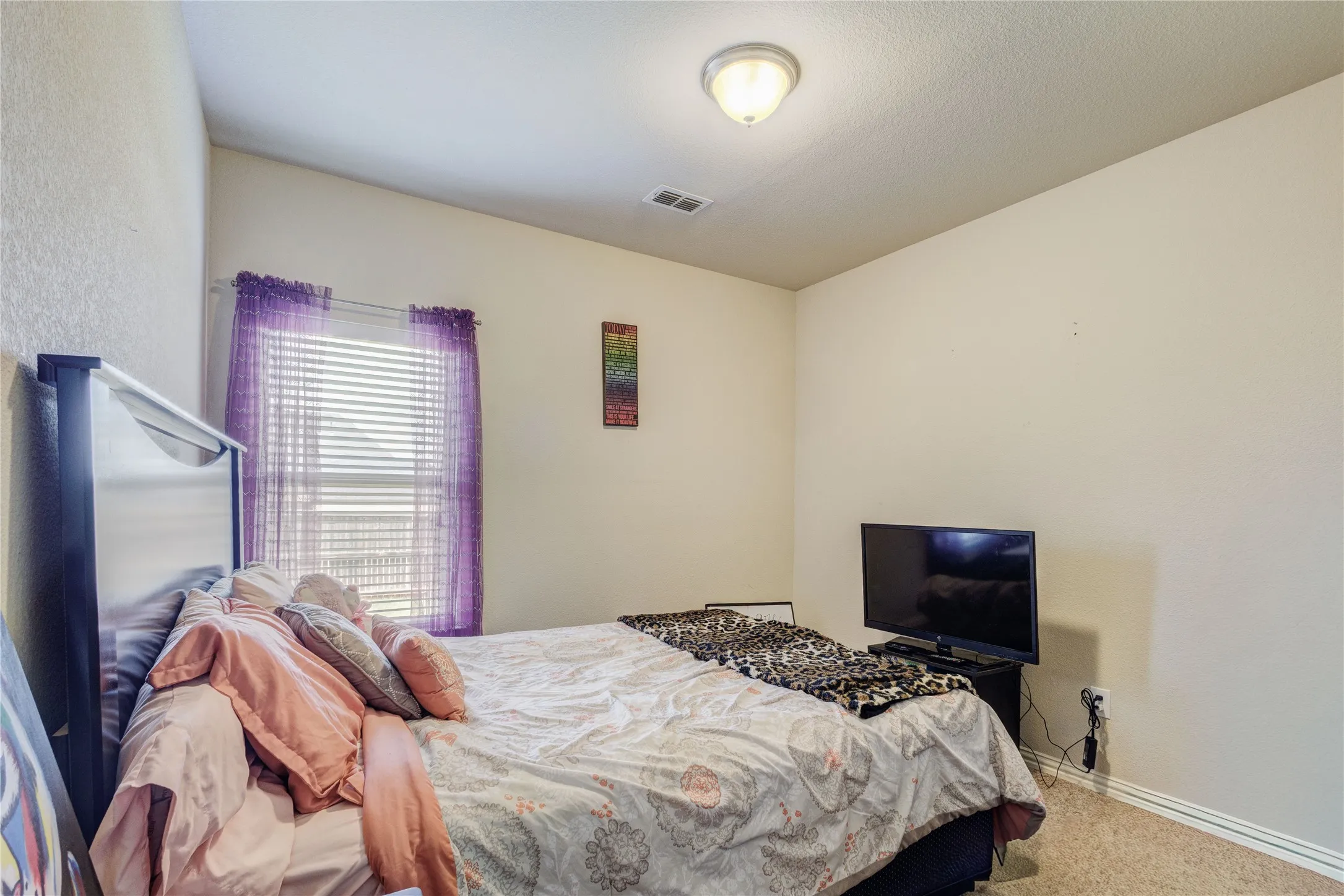 Single Family Residence For Sale in Kaufman County , 1032 Wedgewood Drive, Forney, Texas 75126, 4 Bedroom, 4 Bathroom, 22 Garage spaces, 2,639 Sqft, built in 2015, mls#21347069, Real Estate Agent in Forney, Homes For Sale in Kaufman county, Homes For Sale in Forney, Realtor in Forney Texas, Real Estate Brokerage Independent Realty Texas, Luminita Cordes Realtor