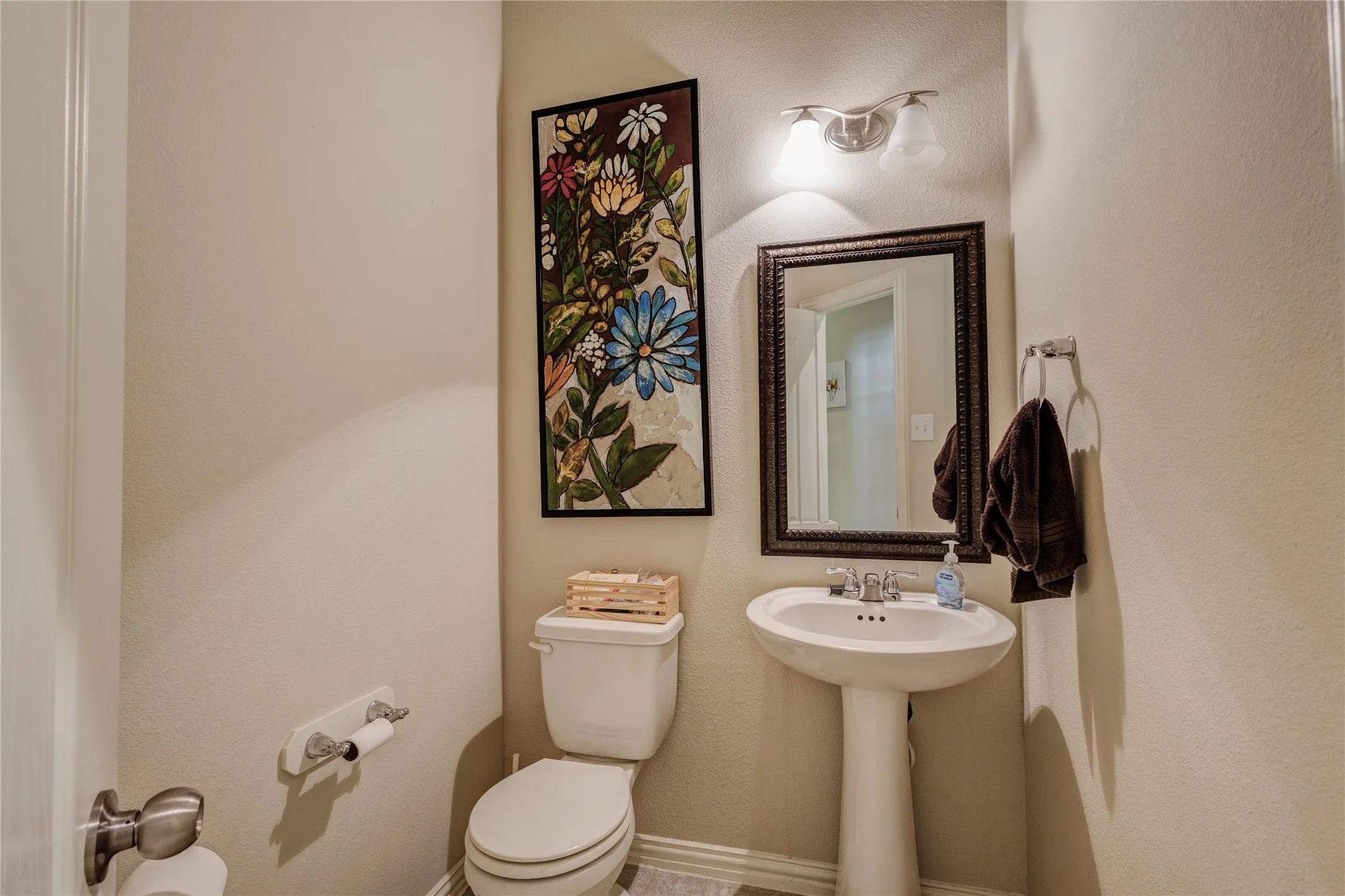 Single Family Residence For Sale in Kaufman County , 1032 Wedgewood Drive, Forney, Texas 75126, 4 Bedroom, 4 Bathroom, 22 Garage spaces, 2,639 Sqft, built in 2015, mls#21347069, Real Estate Agent in Forney, Homes For Sale in Kaufman county, Homes For Sale in Forney, Realtor in Forney Texas, Real Estate Brokerage Independent Realty Texas, Luminita Cordes Realtor