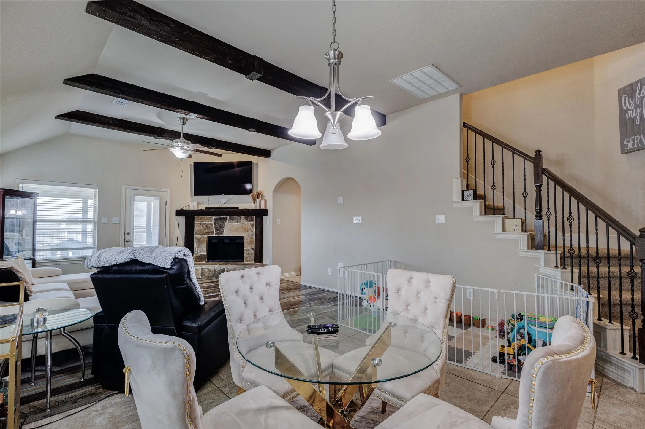 Single Family Residence For Sale in Kaufman County , 1032 Wedgewood Drive, Forney, Texas 75126, 4 Bedroom, 4 Bathroom, 22 Garage spaces, 2,639 Sqft, built in 2015, mls#21347069, Real Estate Agent in Forney, Homes For Sale in Kaufman county, Homes For Sale in Forney, Realtor in Forney Texas, Real Estate Brokerage Independent Realty Texas, Luminita Cordes Realtor