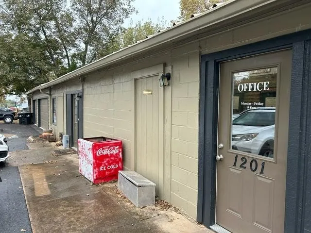 Office For Sale in Grayson County , 1211 S Armstrong Avenue, Denison, Texas 75020, 0, 0, Garage spaces, 0 Sqft, built in 1960, Price $450,000, mls#21347815, Real Estate Agent in Denison, Homes For Sale in Grayson county, Homes For Sale in Denison, Realtor in Denison Texas, Real Estate Brokerage Independent Realty Texas, Luminita Cordes Realtor