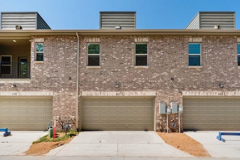 Townhouse For Sale in Dallas County , 8317 Bayside Drive, Rowlett, Texas 75088, 3 Bedroom, 3 Bathroom, 2 Garage spaces, 1,974 Sqft, built in 2026, mls#21347049, Real Estate Agent in Rowlett, Homes For Sale in Dallas county, Homes For Sale in Rowlett, Realtor in Rowlett Texas, Real Estate Brokerage Independent Realty Texas, Luminita Cordes Realtor