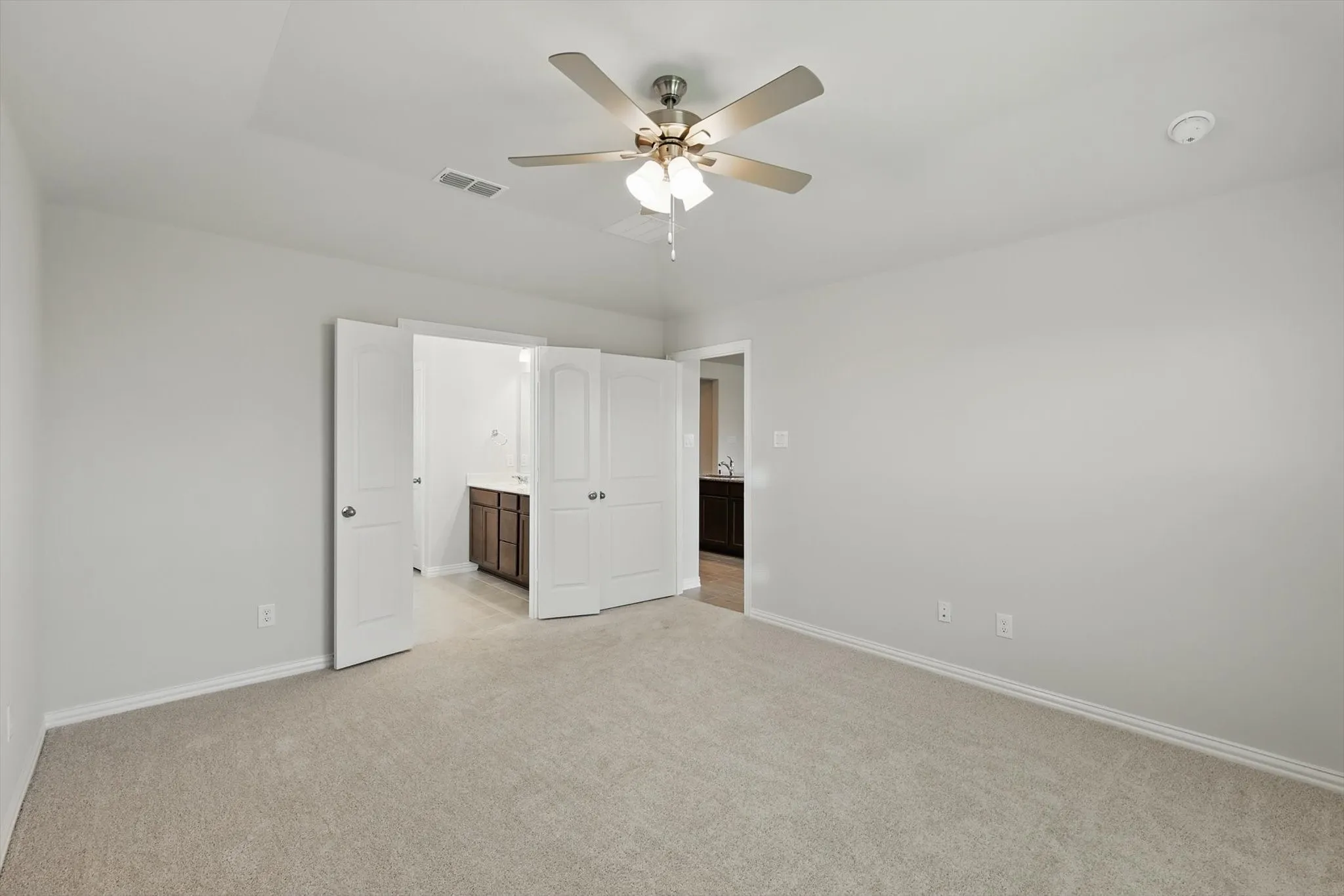 Single Family Residence For Rent in Collin County , 3928 Malachite Drive, Celina, Texas 75009, 4 Bedroom, 2 Bathroom, 2 Garage spaces, 2,065 Sqft, built in 2025, mls#21347824, Real Estate Agent in Celina, Homes For Rent in Collin county, Homes For Rent in Celina, Realtor in Celina Texas, Real Estate Brokerage Independent Realty Texas, Luminita Cordes Realtor