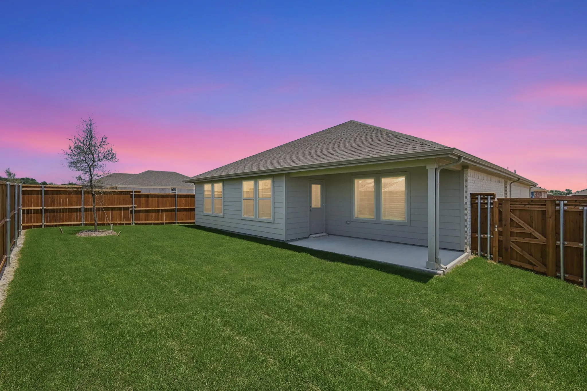 Single Family Residence For Rent in Collin County , 3928 Malachite Drive, Celina, Texas 75009, 4 Bedroom, 2 Bathroom, 2 Garage spaces, 2,065 Sqft, built in 2025, mls#21347824, Real Estate Agent in Celina, Homes For Rent in Collin county, Homes For Rent in Celina, Realtor in Celina Texas, Real Estate Brokerage Independent Realty Texas, Luminita Cordes Realtor