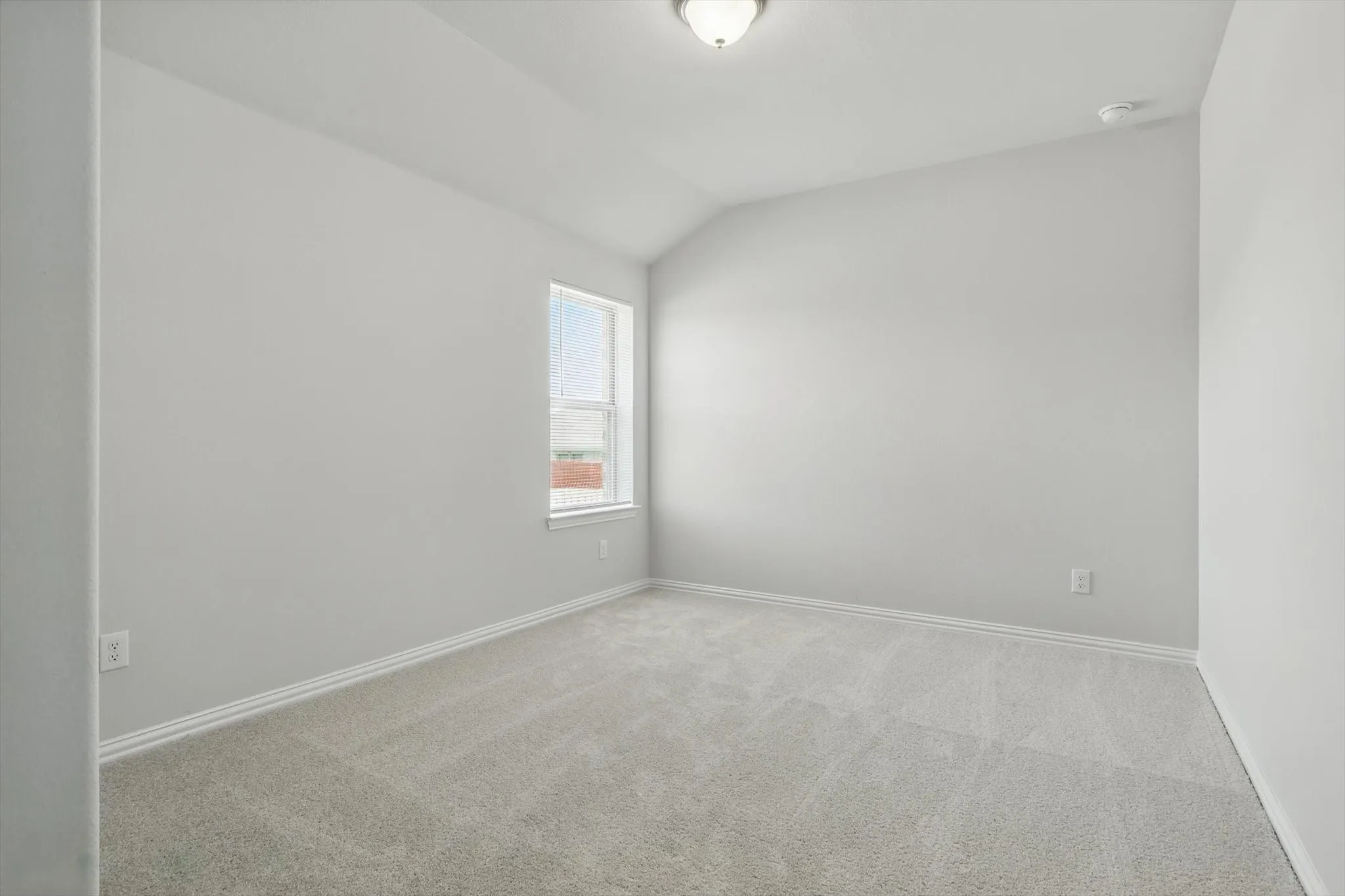 Single Family Residence For Rent in Collin County , 3928 Malachite Drive, Celina, Texas 75009, 4 Bedroom, 2 Bathroom, 2 Garage spaces, 2,065 Sqft, built in 2025, mls#21347824, Real Estate Agent in Celina, Homes For Rent in Collin county, Homes For Rent in Celina, Realtor in Celina Texas, Real Estate Brokerage Independent Realty Texas, Luminita Cordes Realtor