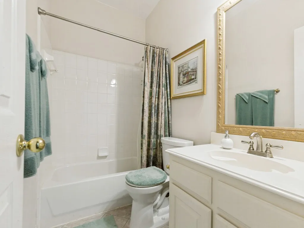 Single Family Residence For Sale in Dallas County , 609 Weeping Willow Road, Garland, Texas 75044, 4 Bedroom, 2 Bathroom, 2 Garage spaces, 2,202 Sqft, built in 1999, mls#21347809, Real Estate Agent in Garland, Homes For Sale in Dallas county, Homes For Sale in Garland, Realtor in Garland Texas, Real Estate Brokerage Independent Realty Texas, Luminita Cordes Realtor