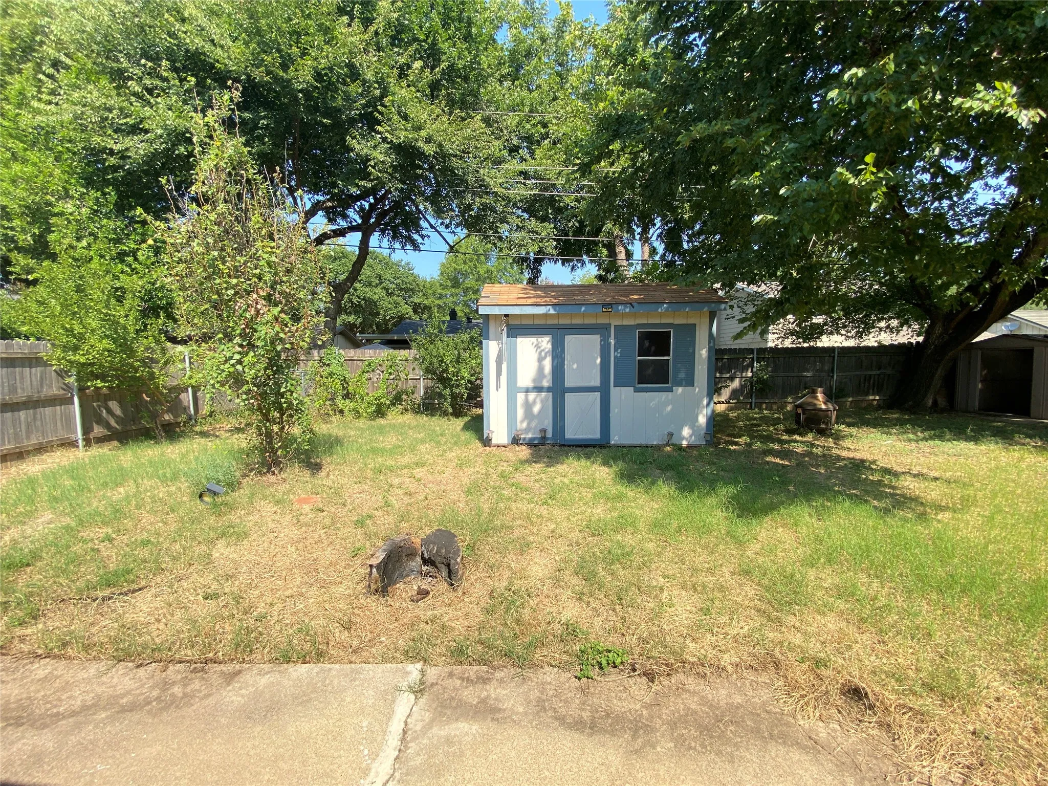 Single Family Residence For Rent in Tarrant County , 2711 Olympia Drive, Arlington, Texas 76013, 4 Bedroom, 2 Bathroom, 2 Garage spaces, 1,581 Sqft, built in 1963, mls#21347743, Real Estate Agent in Arlington, Homes For Rent in Tarrant county, Homes For Rent in Arlington, Realtor in Arlington Texas, Real Estate Brokerage Independent Realty Texas, Luminita Cordes Realtor