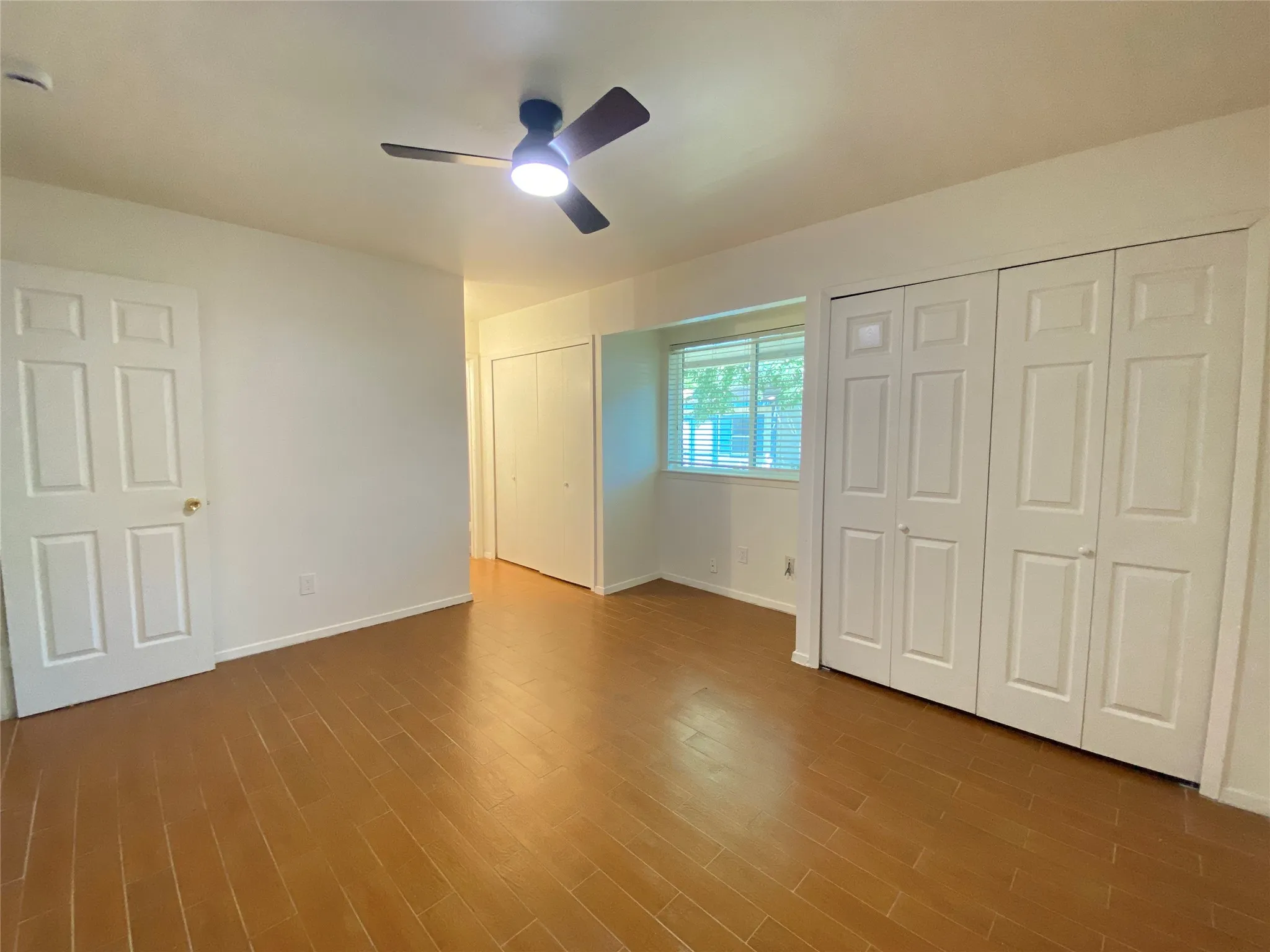 Single Family Residence For Rent in Tarrant County , 2711 Olympia Drive, Arlington, Texas 76013, 4 Bedroom, 2 Bathroom, 2 Garage spaces, 1,581 Sqft, built in 1963, mls#21347743, Real Estate Agent in Arlington, Homes For Rent in Tarrant county, Homes For Rent in Arlington, Realtor in Arlington Texas, Real Estate Brokerage Independent Realty Texas, Luminita Cordes Realtor