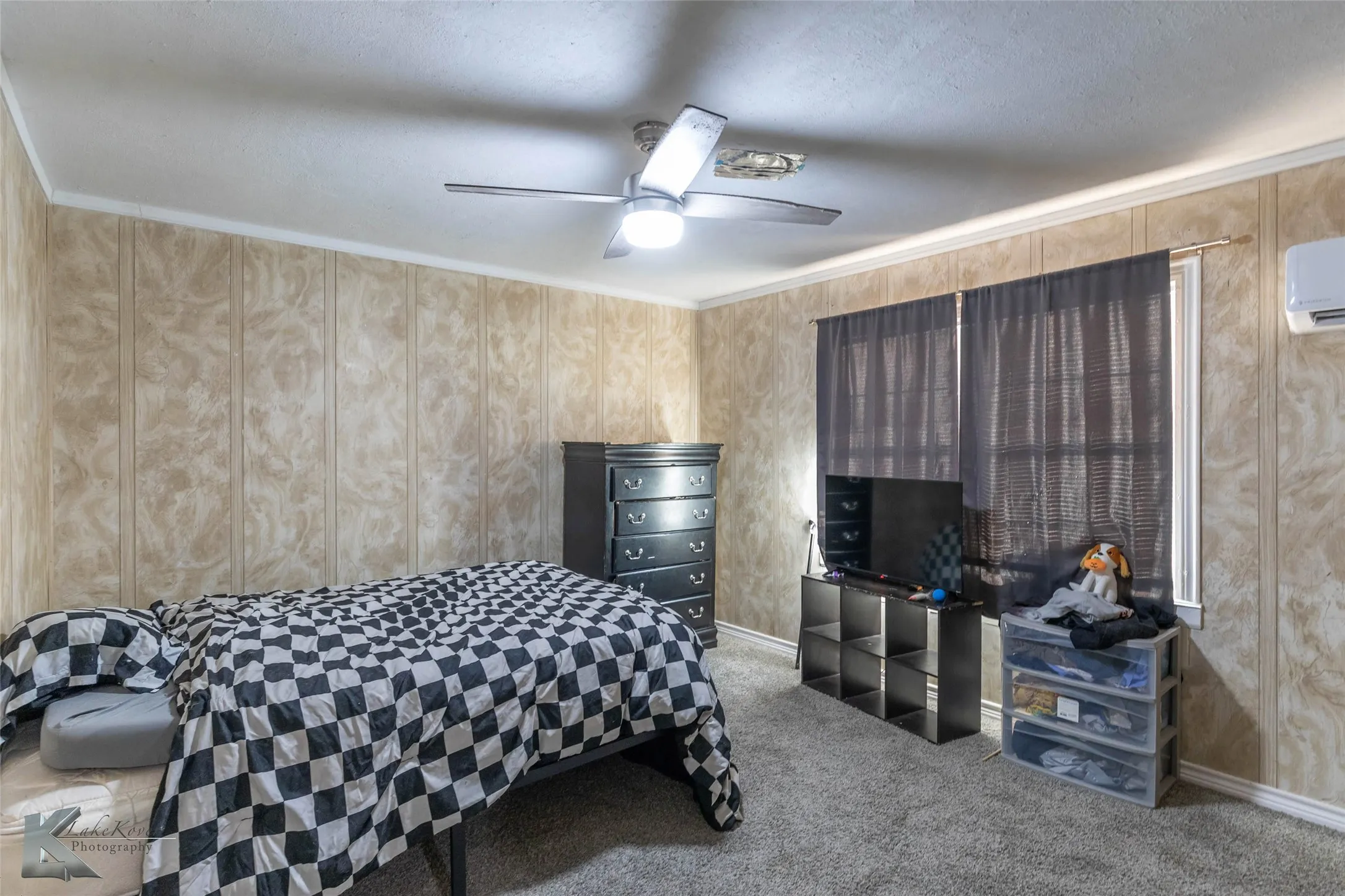 Single Family Residence For Sale in Knox County , 600 SE 3rd Street, Knox City, Texas 79529, 2 Bedrooms, 1 Bathroom, Garage spaces, 1,064 Sqft, built in 0, Price $89,900, mls#21345055, Real Estate Agent in Knox City, Homes For Sale in Knox county, Homes For Sale in Knox City, Realtor in Knox City Texas, Real Estate Brokerage Independent Realty Texas, Luminita Cordes Realtor