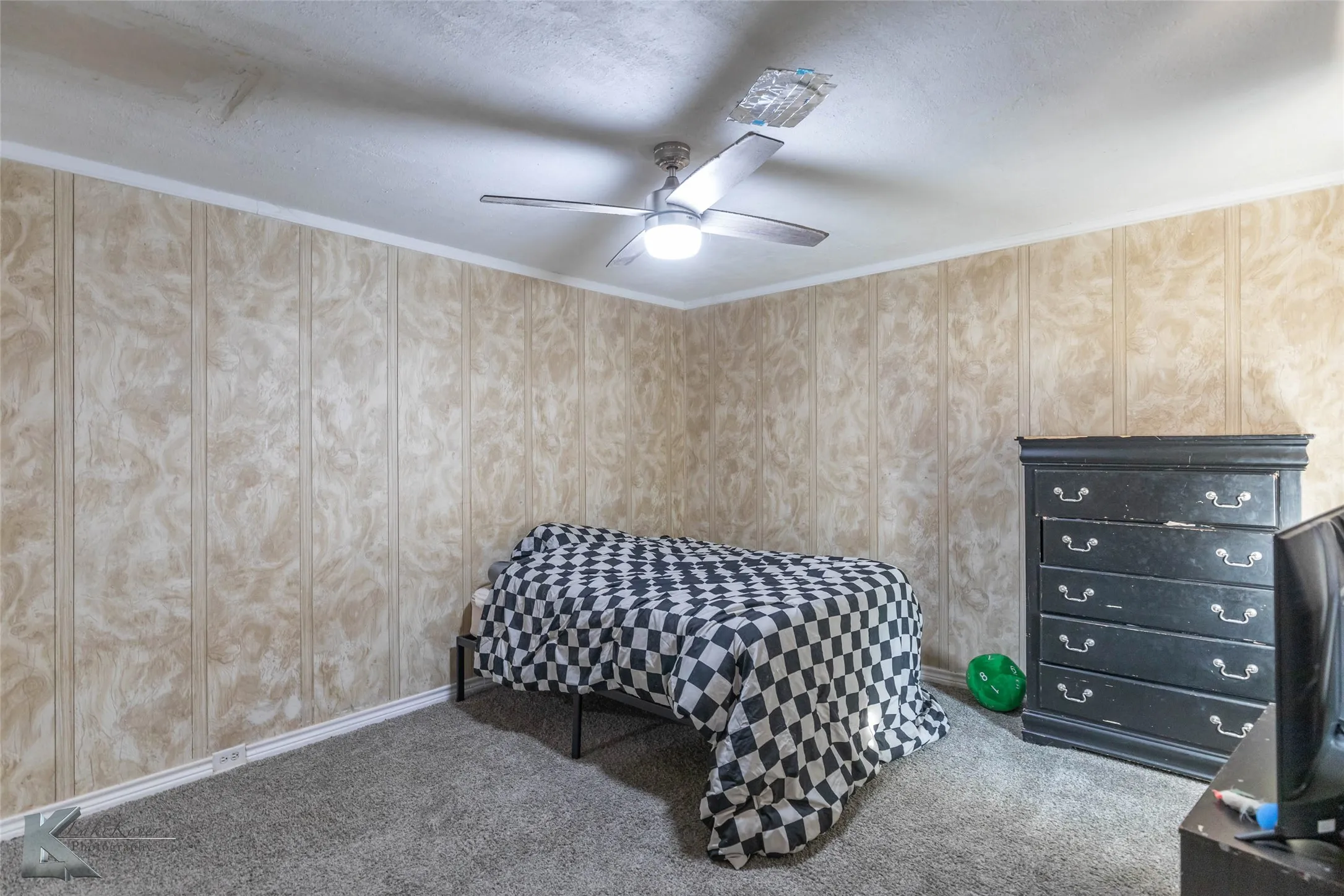 Single Family Residence For Sale in Knox County , 600 SE 3rd Street, Knox City, Texas 79529, 2 Bedrooms, 1 Bathroom, Garage spaces, 1,064 Sqft, built in 0, Price $89,900, mls#21345055, Real Estate Agent in Knox City, Homes For Sale in Knox county, Homes For Sale in Knox City, Realtor in Knox City Texas, Real Estate Brokerage Independent Realty Texas, Luminita Cordes Realtor