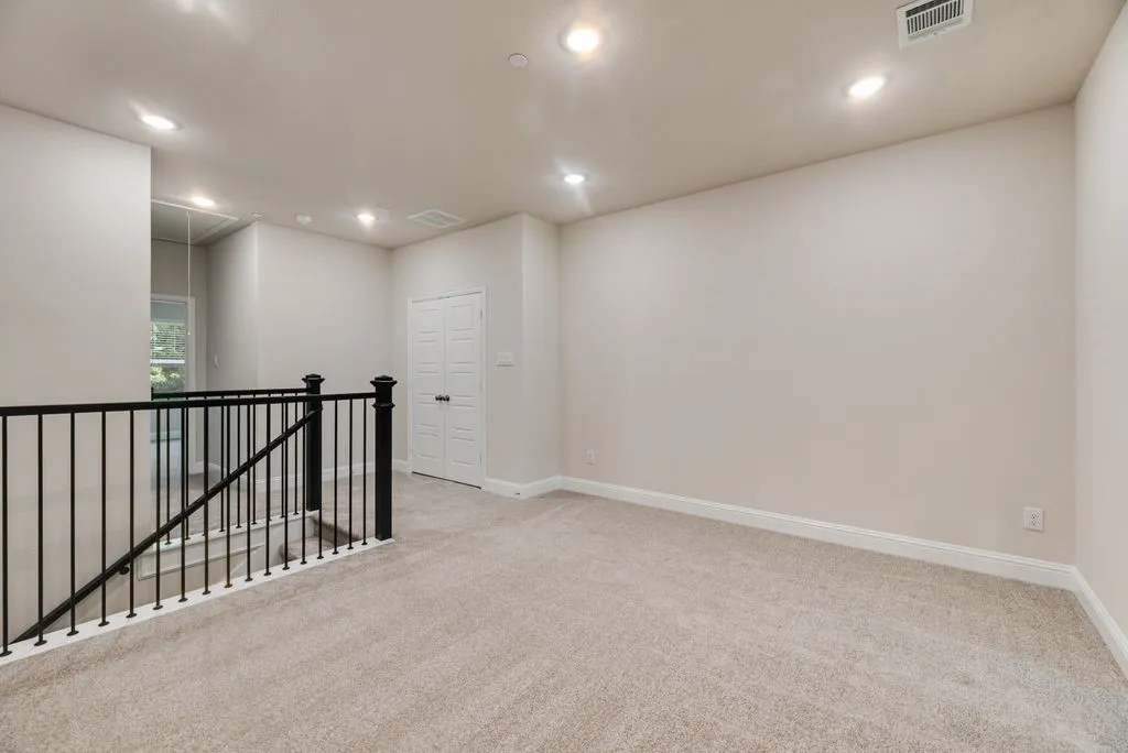 Townhouse For Sale in Dallas County , 8301 Bayside Drive, Rowlett, Texas 75088, 3 Bedroom, 3 Bathroom, 2 Garage spaces, 1,974 Sqft, built in 2026, mls#21347030, Real Estate Agent in Rowlett, Homes For Sale in Dallas county, Homes For Sale in Rowlett, Realtor in Rowlett Texas, Real Estate Brokerage Independent Realty Texas, Luminita Cordes Realtor
