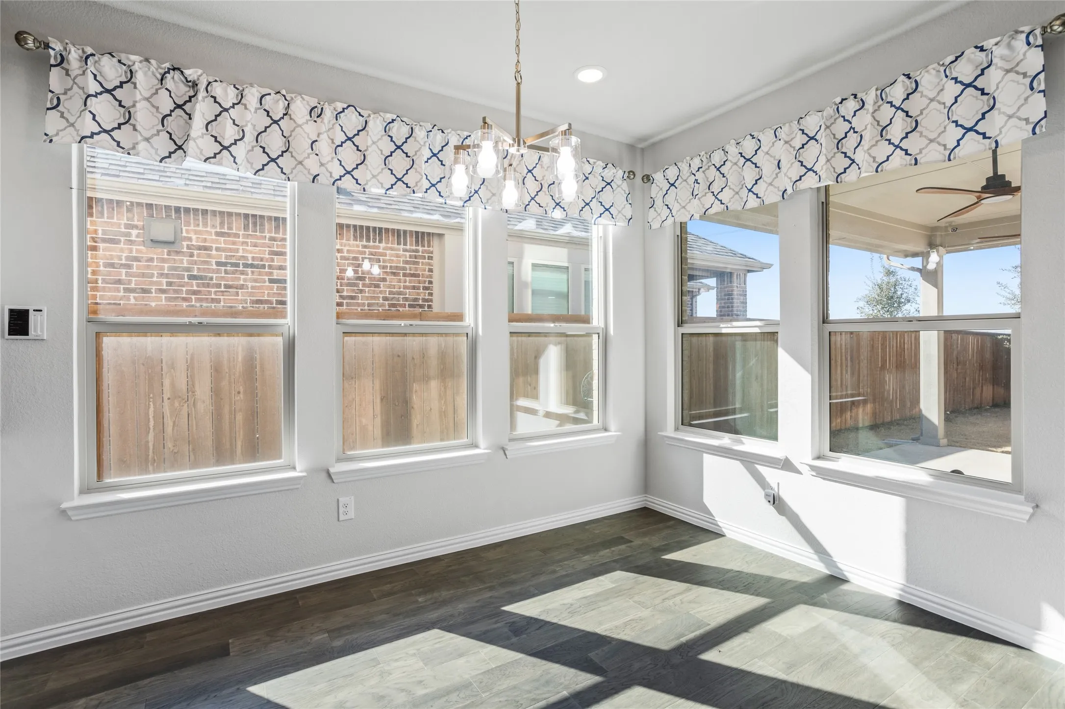 Single Family Residence For Sale in Tarrant County , 12361 Hulson Trail, Fort Worth, Texas 76052, 4 Bedroom, 3 Bathroom, 2 Garage spaces, 2,740 Sqft, built in 2021, mls#21347851, Real Estate Agent in Fort Worth, Homes For Sale in Tarrant county, Homes For Sale in Fort Worth, Realtor in Fort Worth Texas, Real Estate Brokerage Independent Realty Texas, Luminita Cordes Realtor