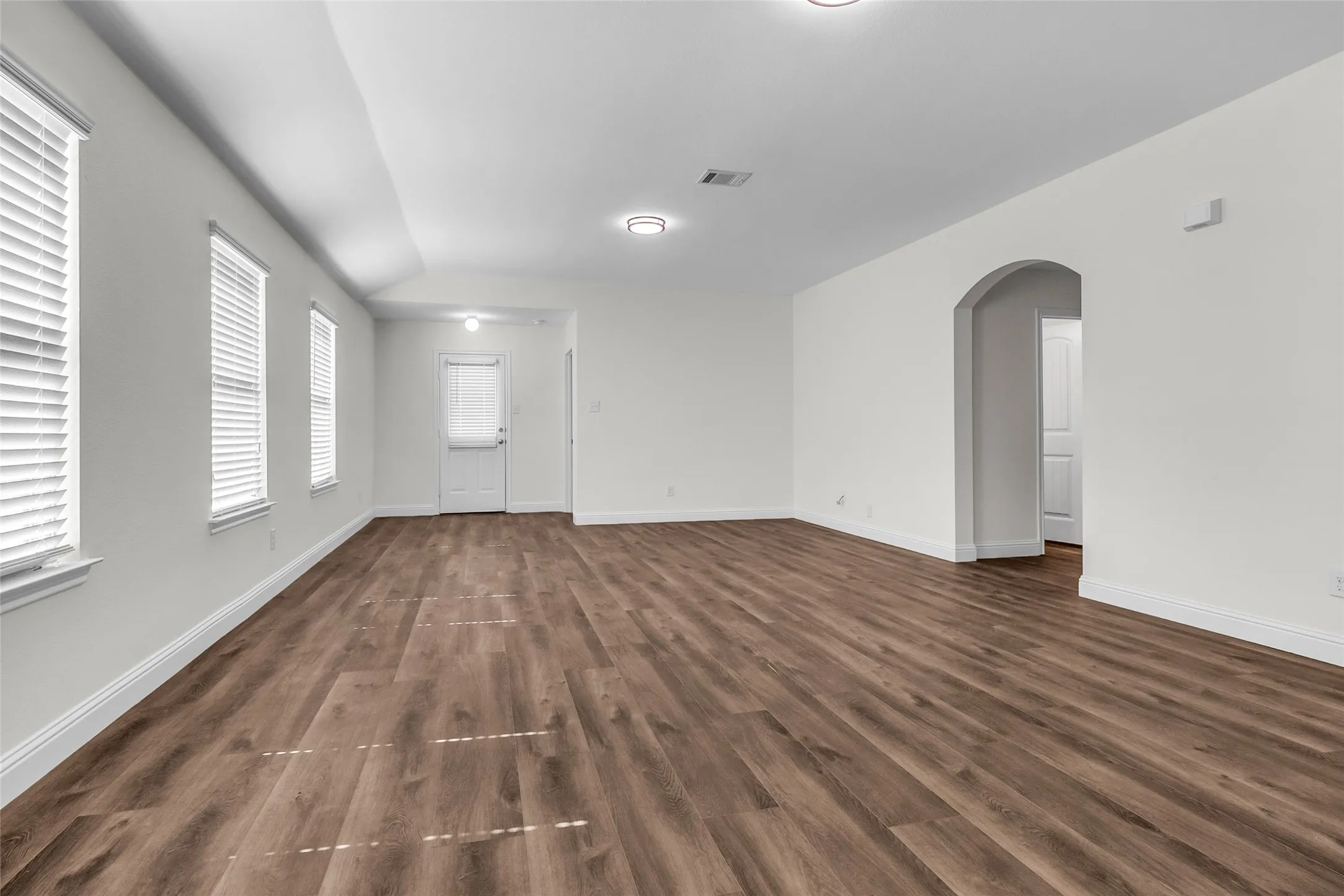 Single Family Residence For Sale in Collin County , 1301 Copper Street, Princeton, Texas 75407, 4 Bedroom, 2 Bathroom, 2 Garage spaces, 1,892 Sqft, built in 2017, mls#21342932, Real Estate Agent in Princeton, Homes For Sale in Collin county, Homes For Sale in Princeton, Realtor in Princeton Texas, Real Estate Brokerage Independent Realty Texas, Luminita Cordes Realtor