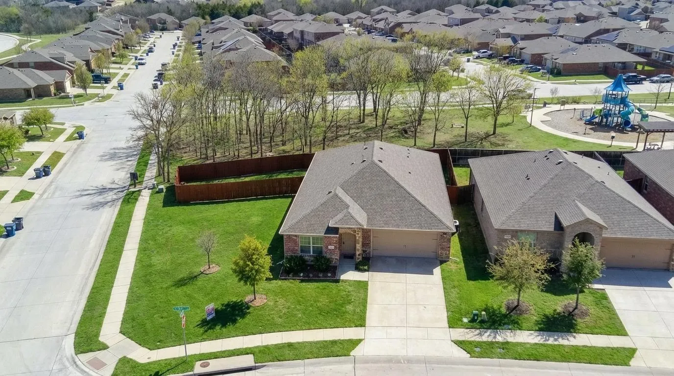 Single Family Residence For Sale in Collin County , 1301 Copper Street, Princeton, Texas 75407, 4 Bedroom, 2 Bathroom, 2 Garage spaces, 1,892 Sqft, built in 2017, mls#21342932, Real Estate Agent in Princeton, Homes For Sale in Collin county, Homes For Sale in Princeton, Realtor in Princeton Texas, Real Estate Brokerage Independent Realty Texas, Luminita Cordes Realtor