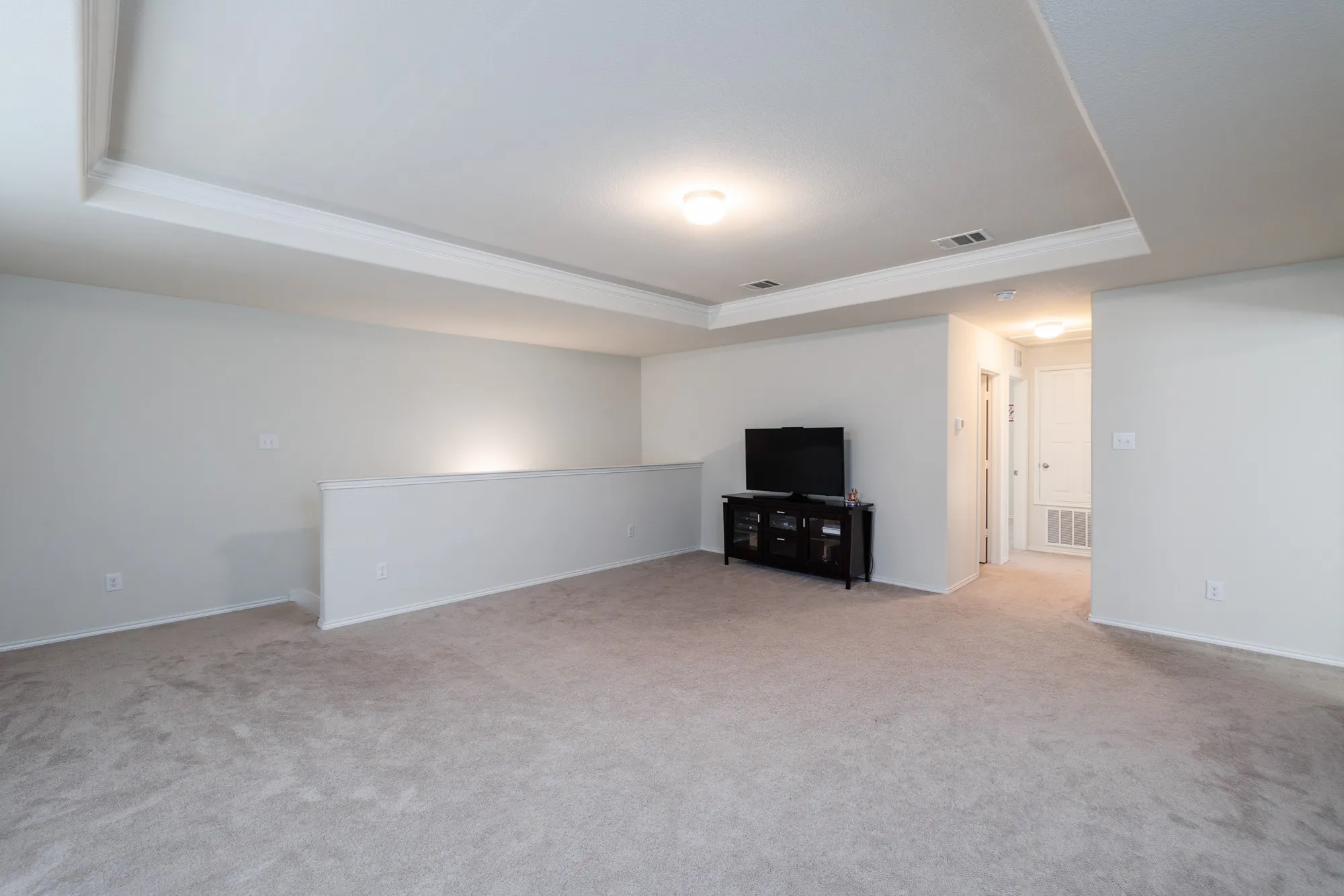 Single Family Residence For Sale in Tarrant County , 7444 Bronsind Trail, Fort Worth, Texas 76131, 4 Bedroom, 3 Bathroom, 2 Garage spaces, 2,846 Sqft, built in 2018, mls#21347859, Real Estate Agent in Fort Worth, Homes For Sale in Tarrant county, Homes For Sale in Fort Worth, Realtor in Fort Worth Texas, Real Estate Brokerage Independent Realty Texas, Luminita Cordes Realtor